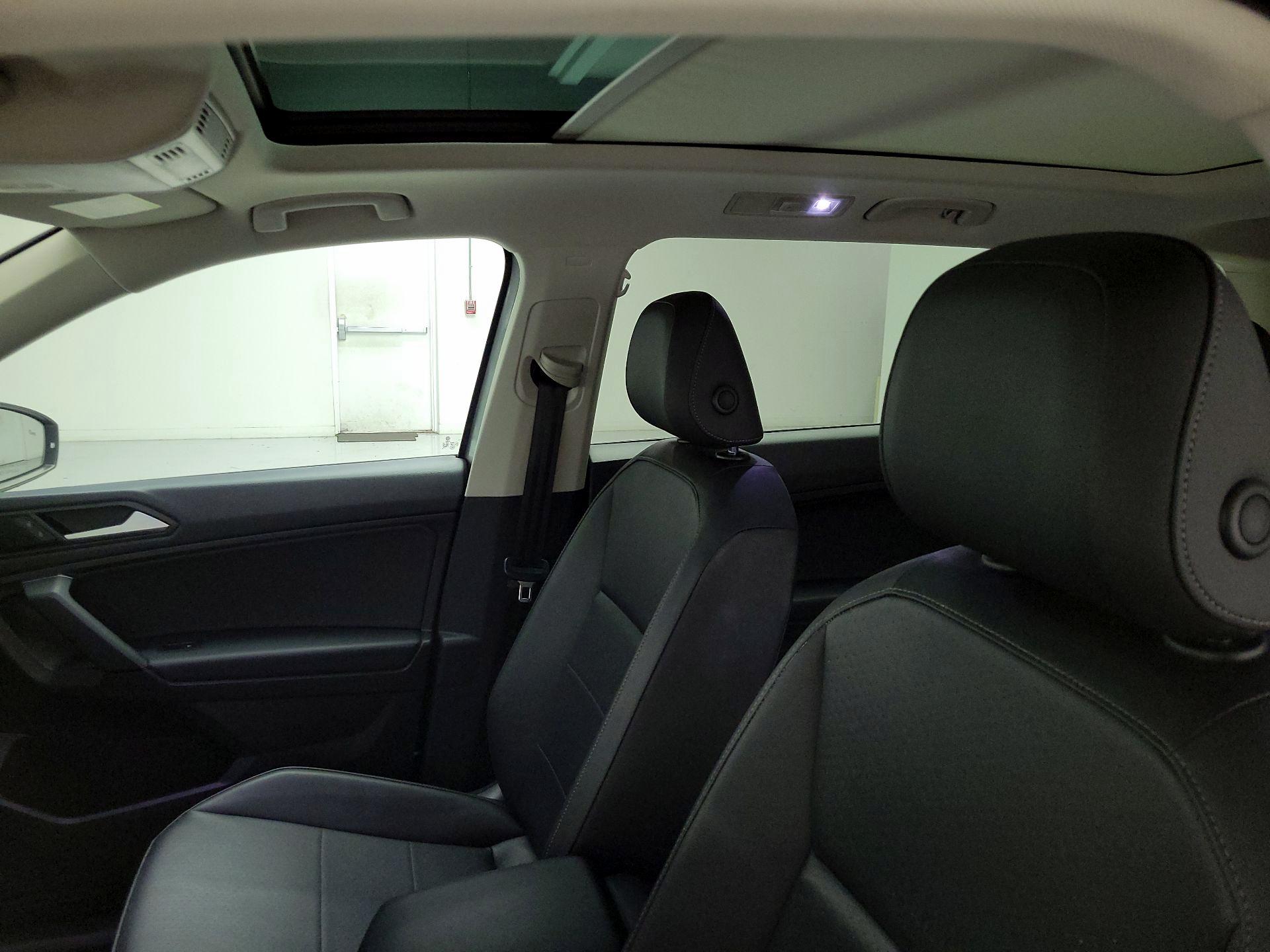 Thumbnail: 2019 Volkswagen Tiguan - 20
