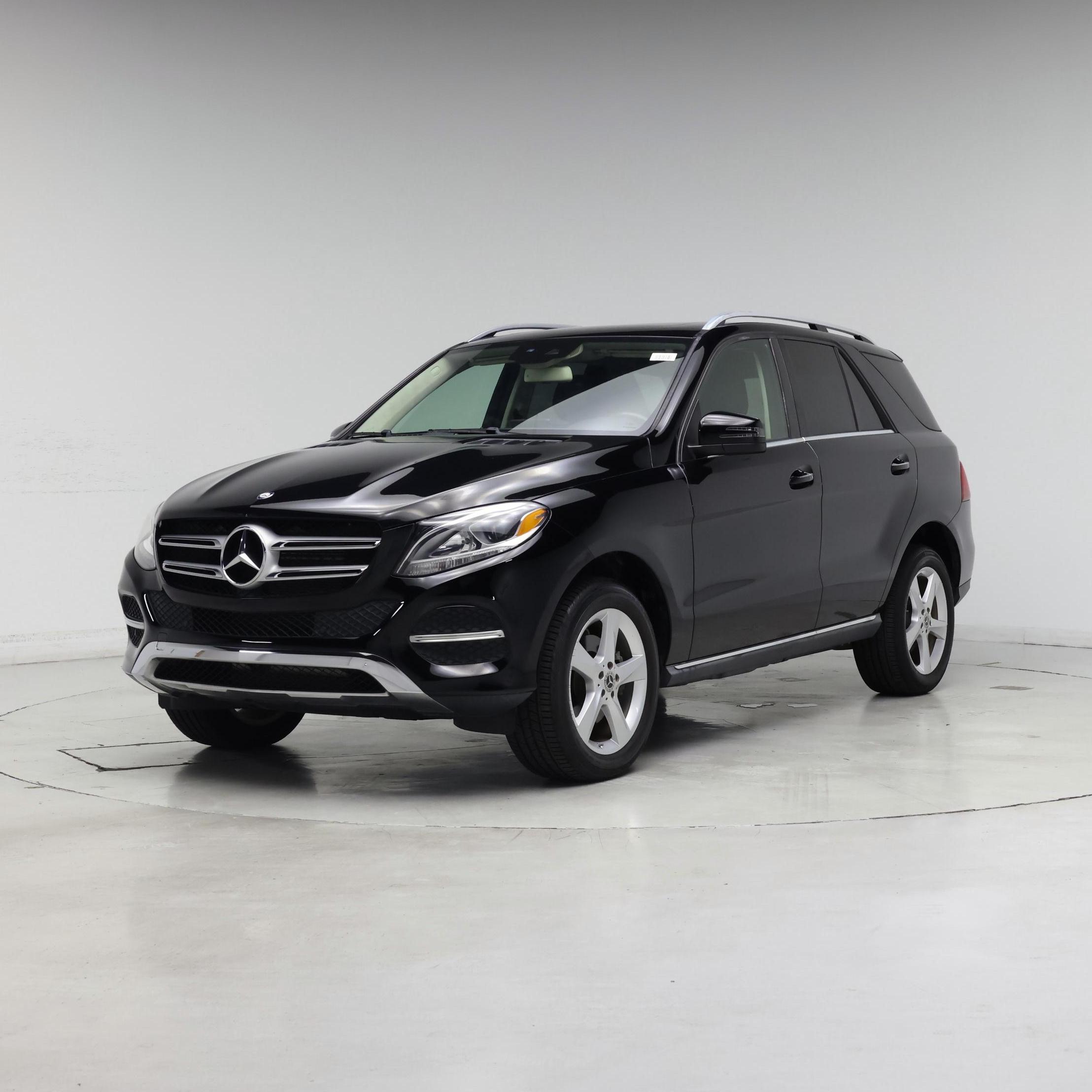 Thumbnail: 2017 Mercedes-Benz GLE - 4