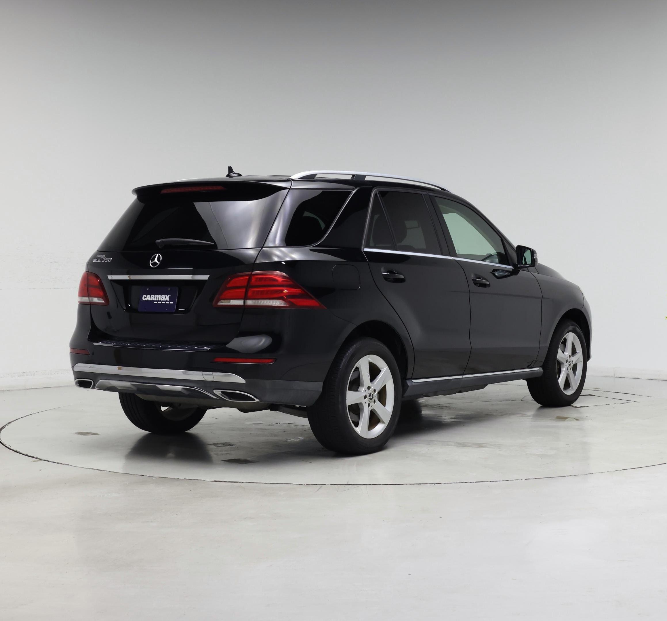 Thumbnail: 2017 Mercedes-Benz GLE - 8