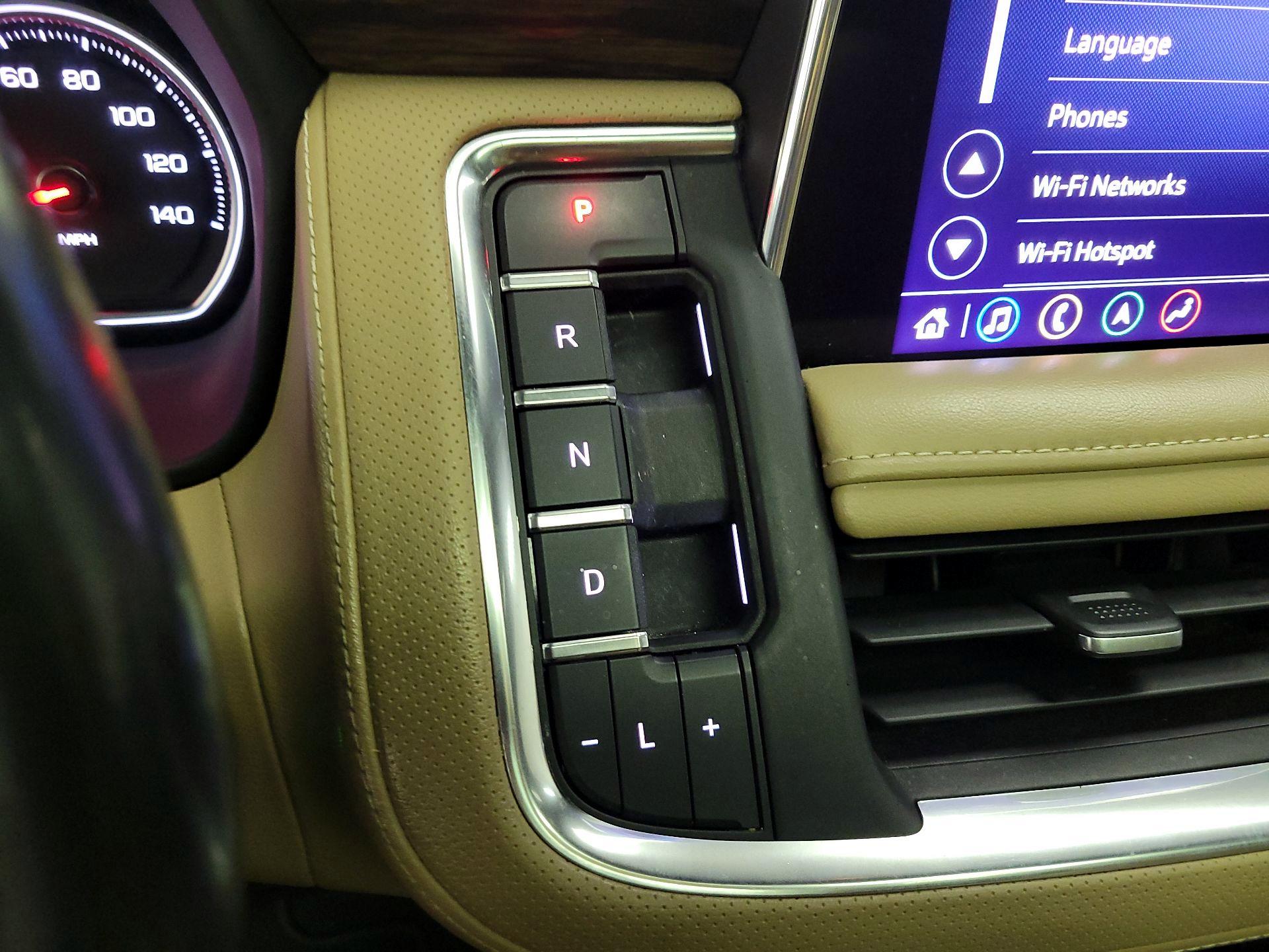 Thumbnail: 2021 Chevrolet Tahoe - 18