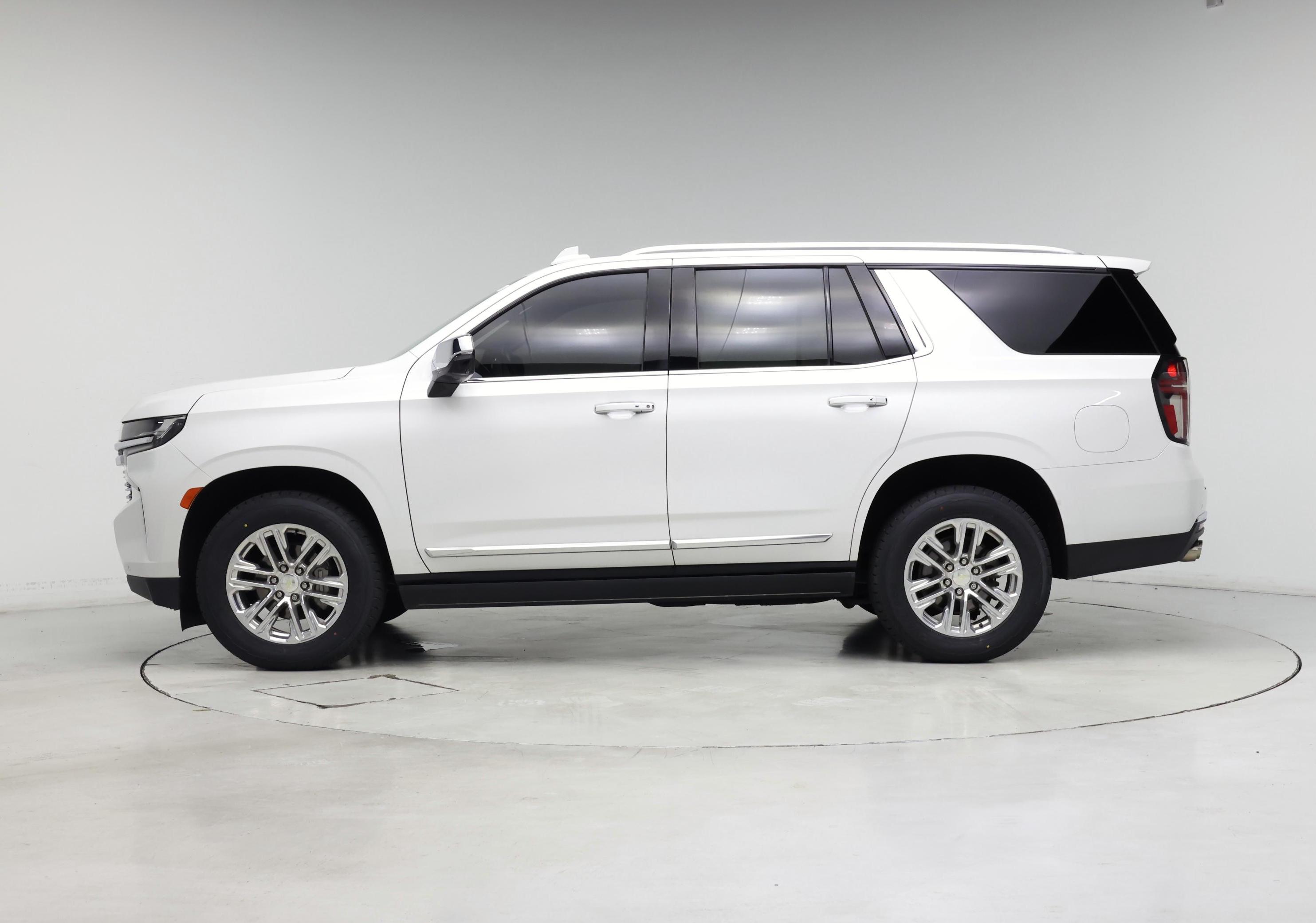 Thumbnail: 2021 Chevrolet Tahoe - 3