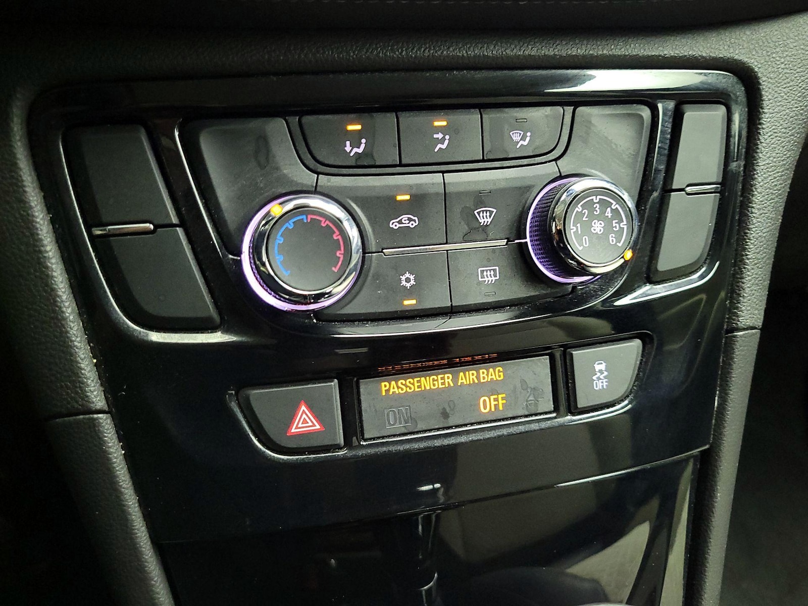 2018 Buick Encore Preferred - Photo 17
