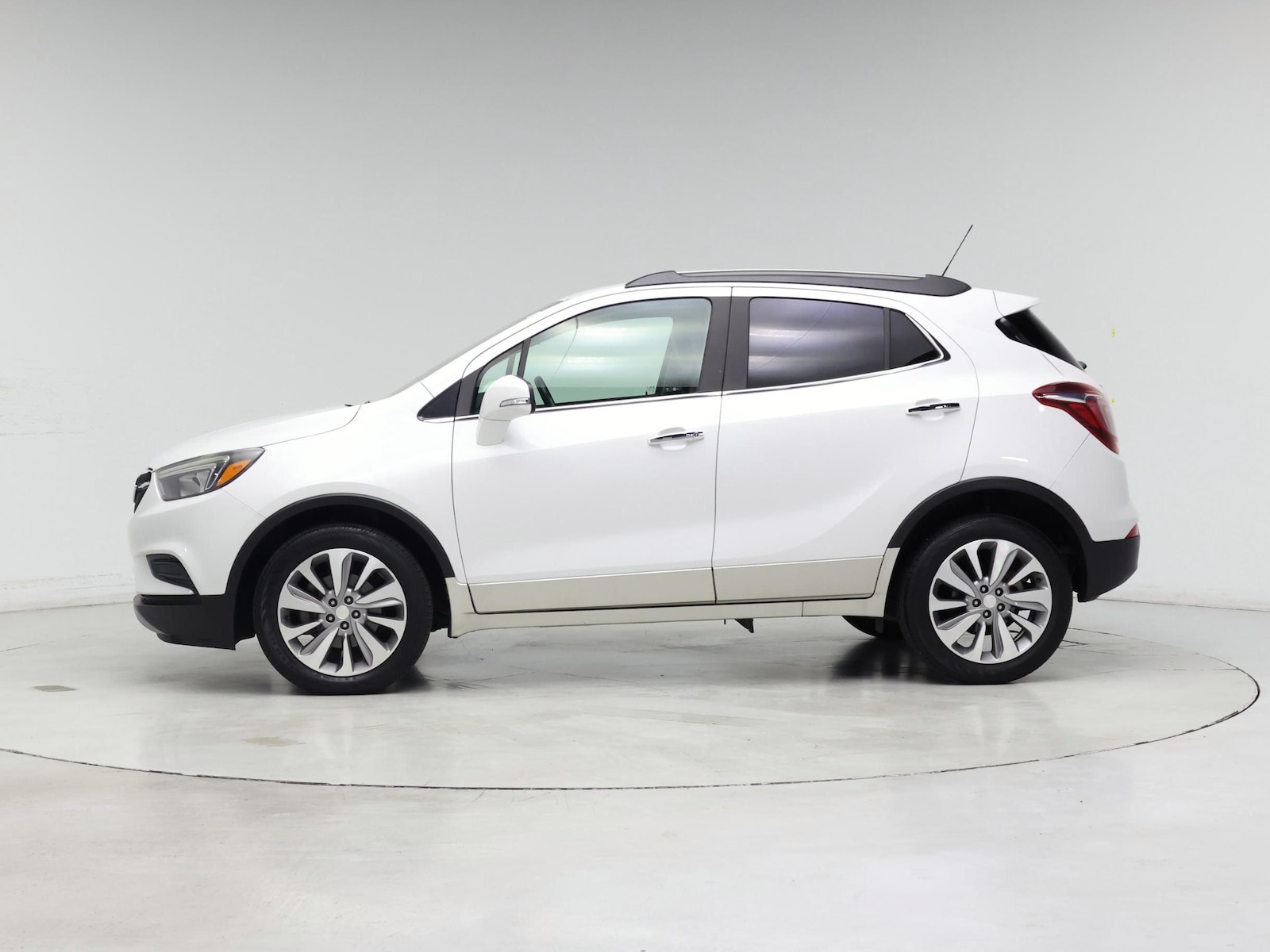 2018 Buick Encore Preferred - Photo 4