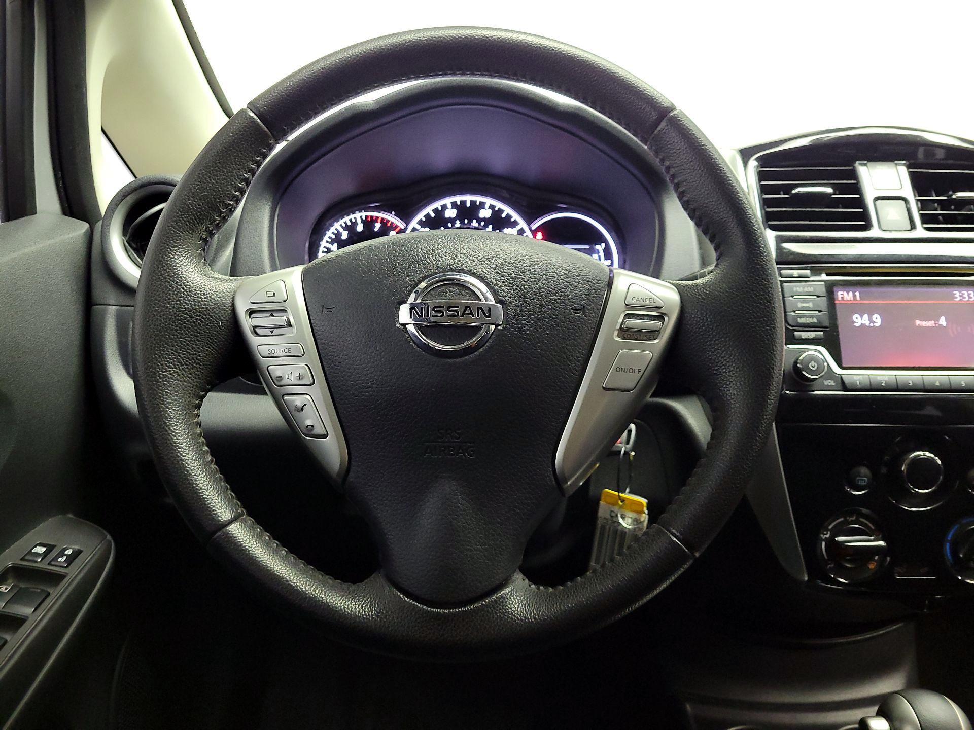 Thumbnail: 2015 Nissan Versa Note - 10