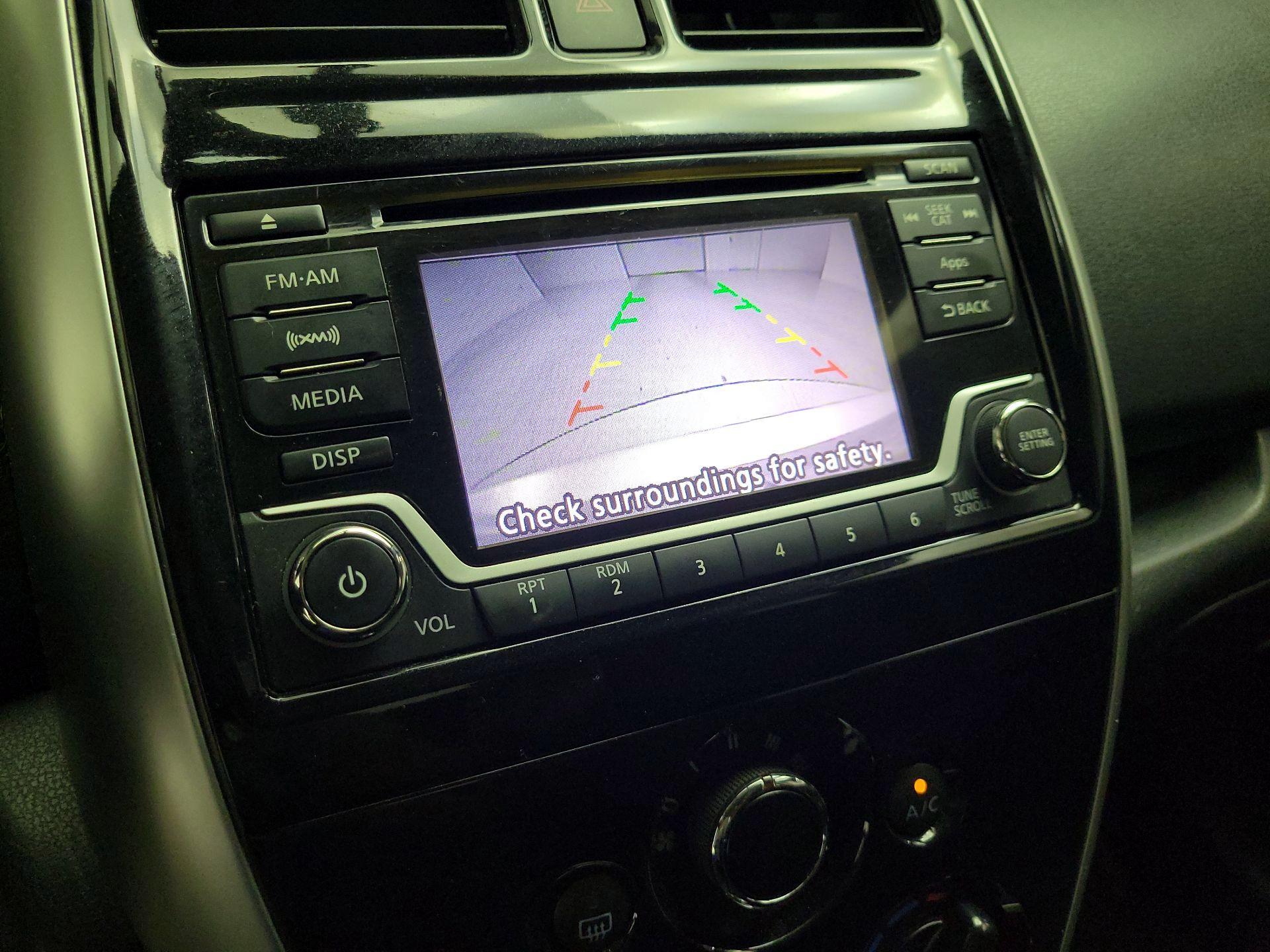 Thumbnail: 2015 Nissan Versa Note - 14
