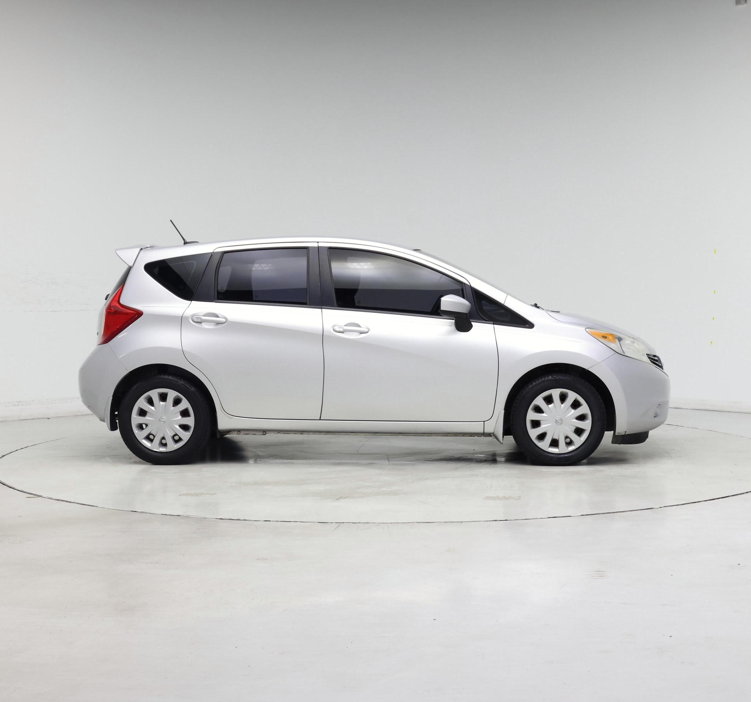 Thumbnail: 2015 Nissan Versa Note - 7