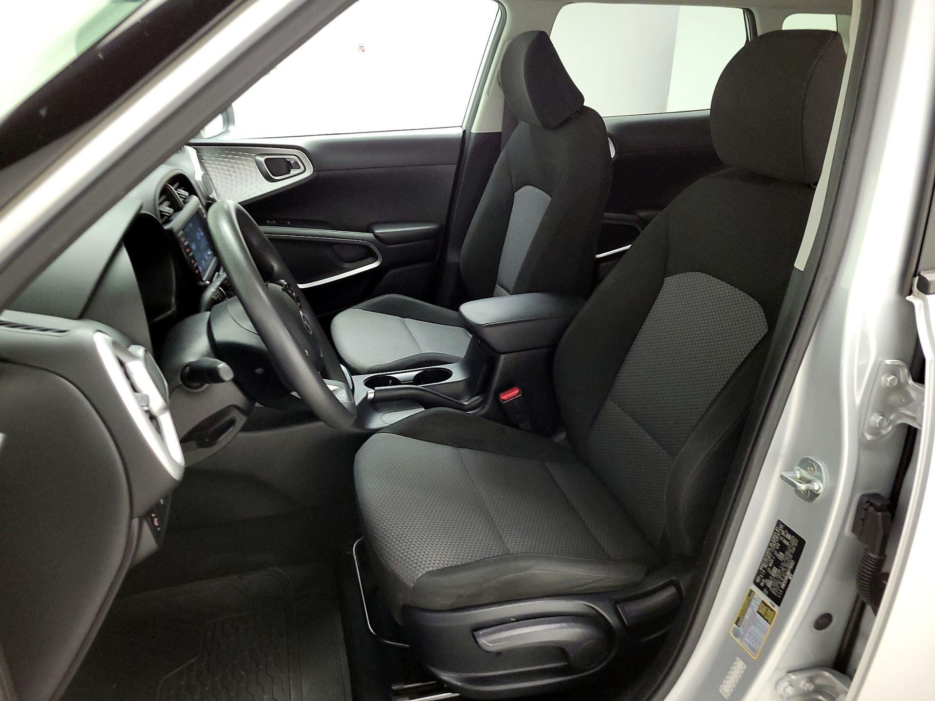 Thumbnail: 2021 Kia Soul - 11