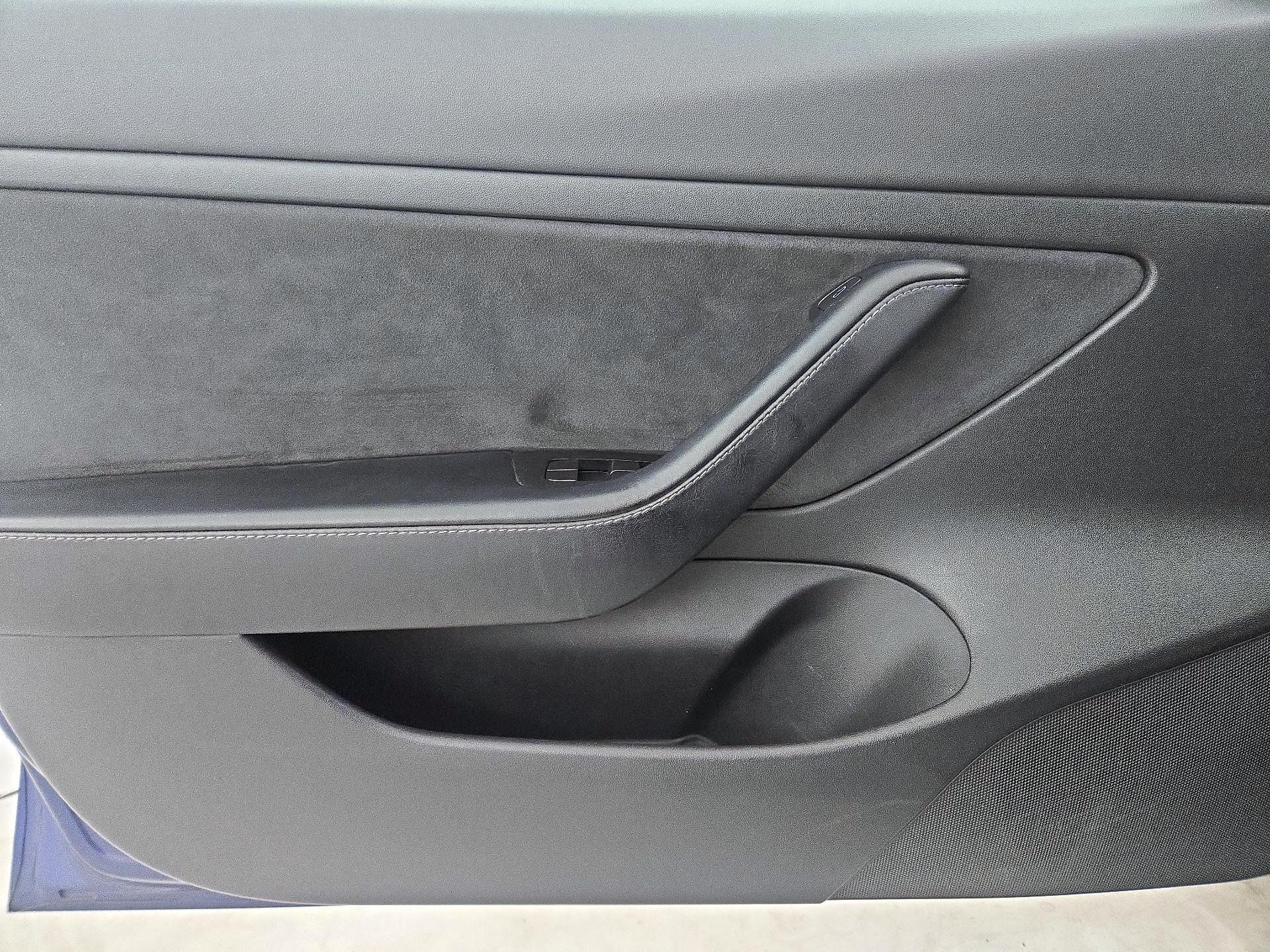 Thumbnail: 2021 Tesla Model 3 - 12