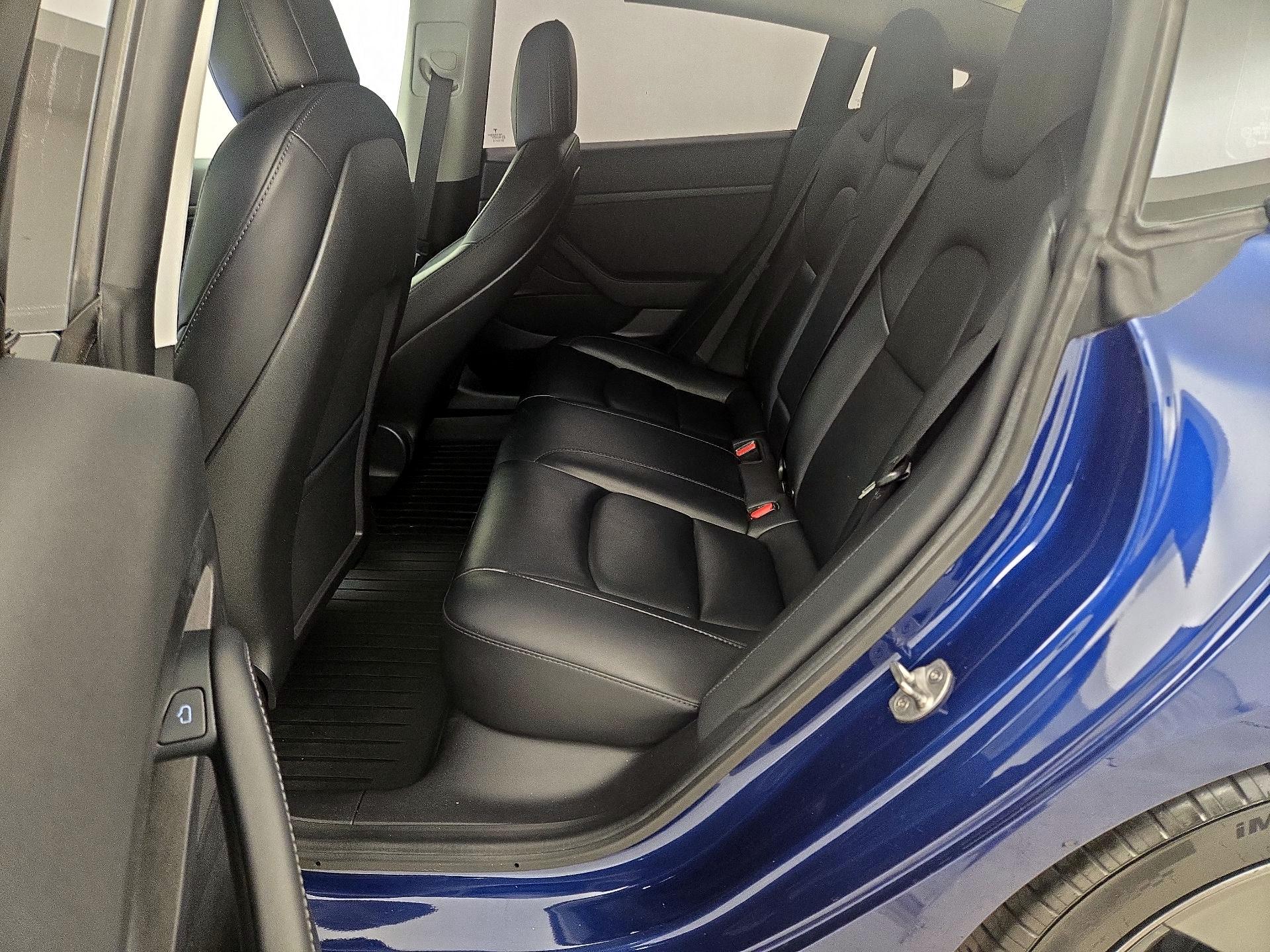 Thumbnail: 2021 Tesla Model 3 - 20