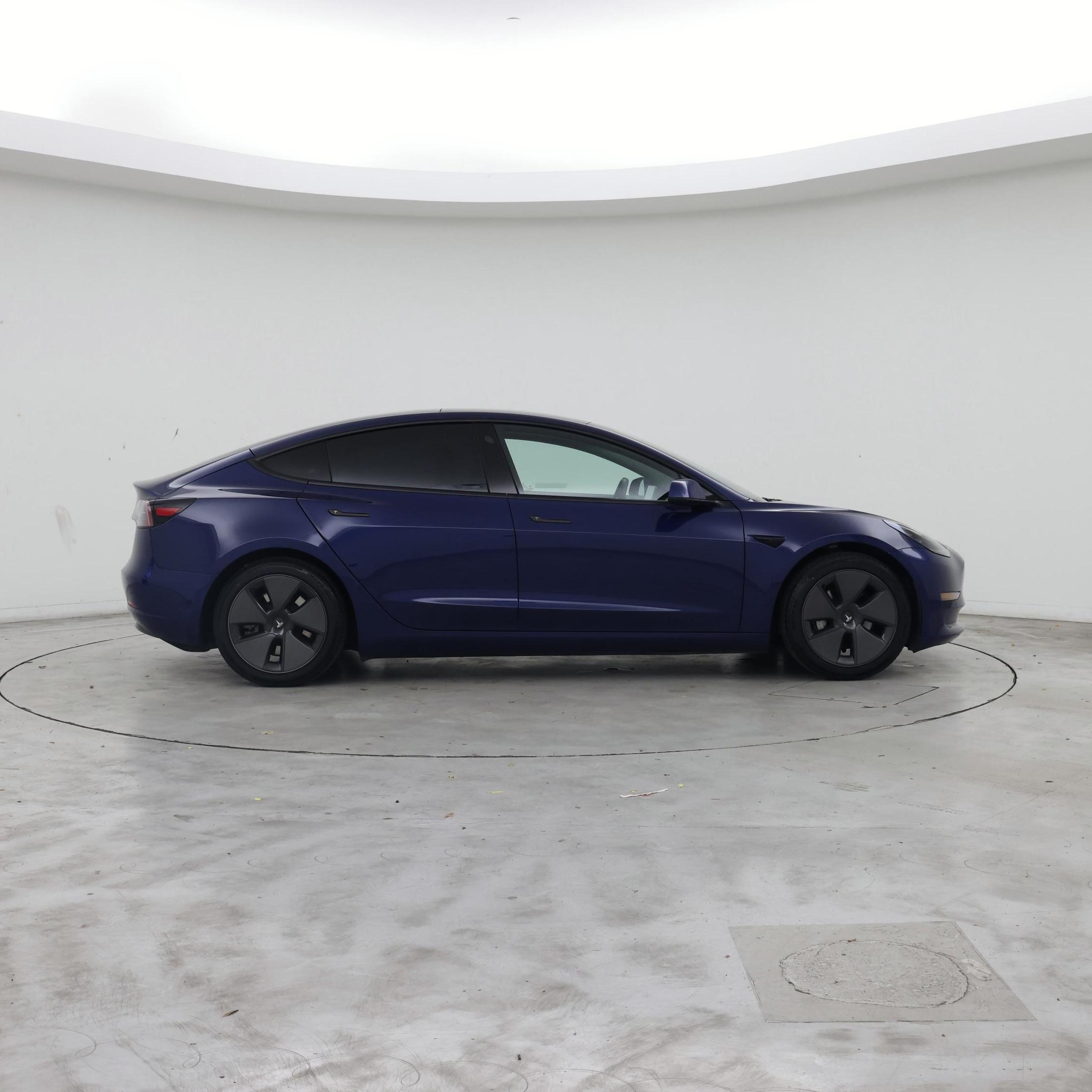 Thumbnail: 2021 Tesla Model 3 - 7