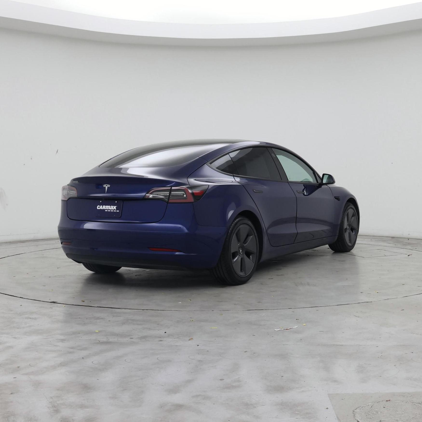 Thumbnail: 2021 Tesla Model 3 - 8