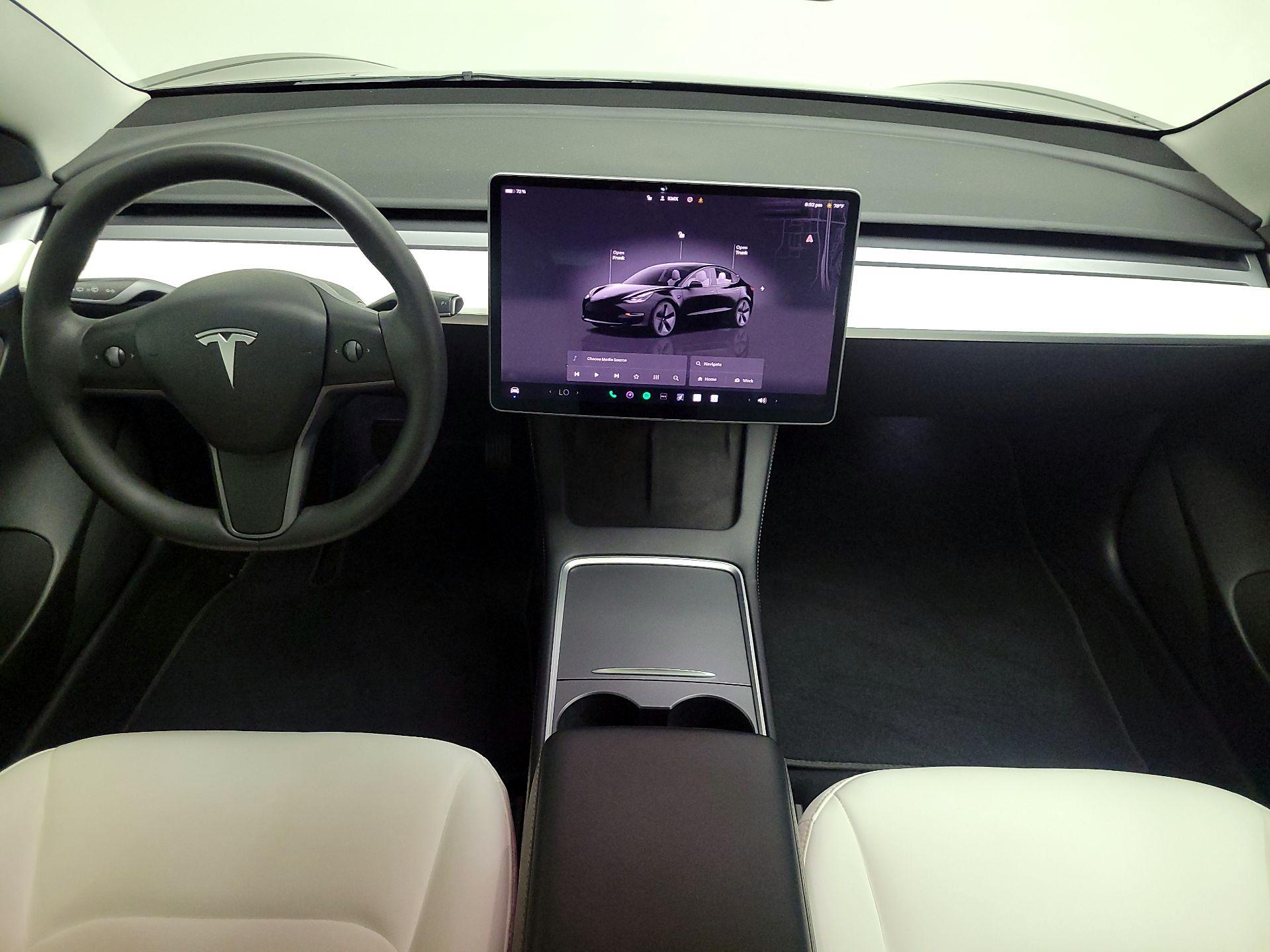 Thumbnail: 2022 Tesla Model 3 - 9