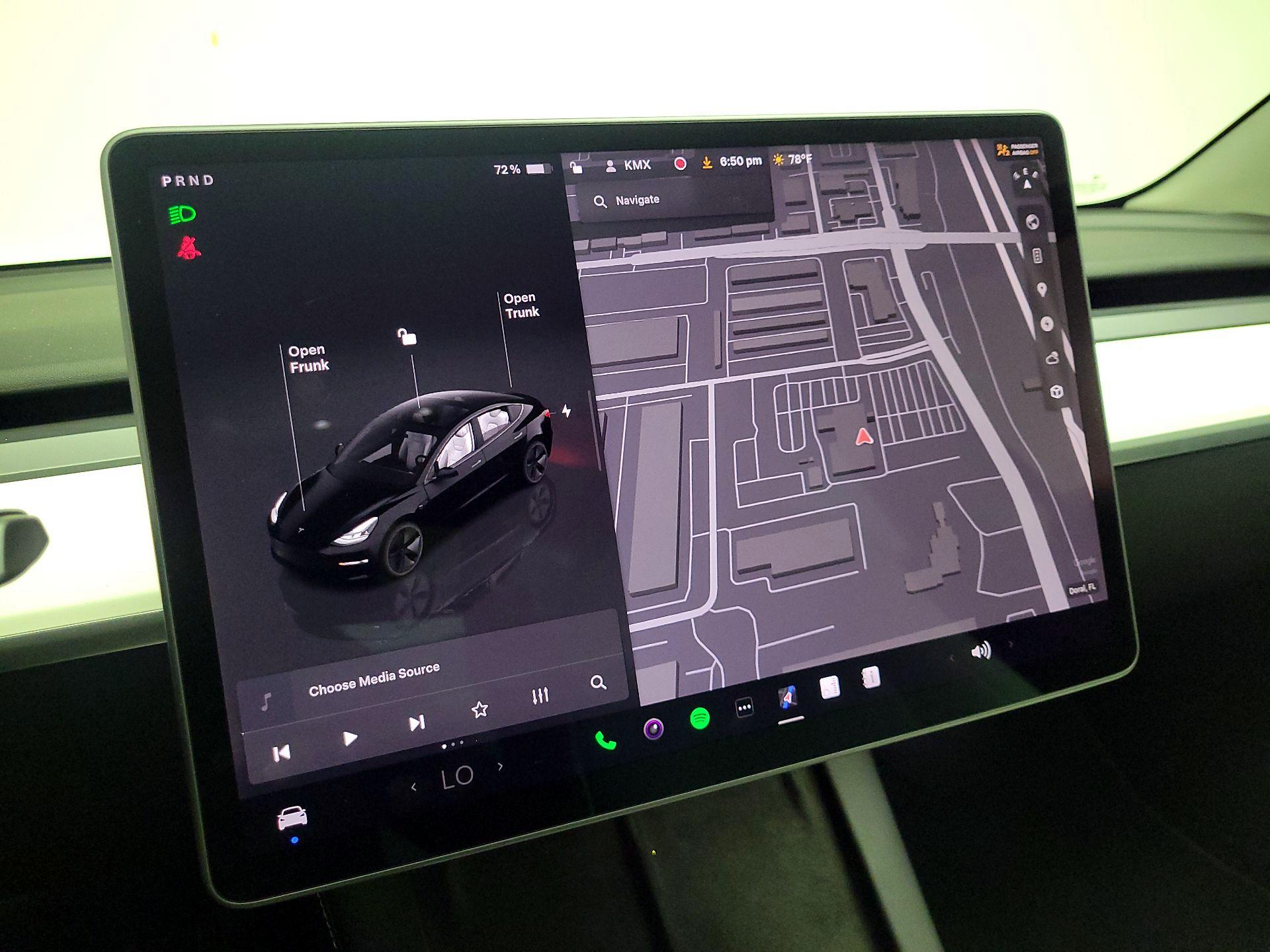 Thumbnail: 2022 Tesla Model 3 - 13
