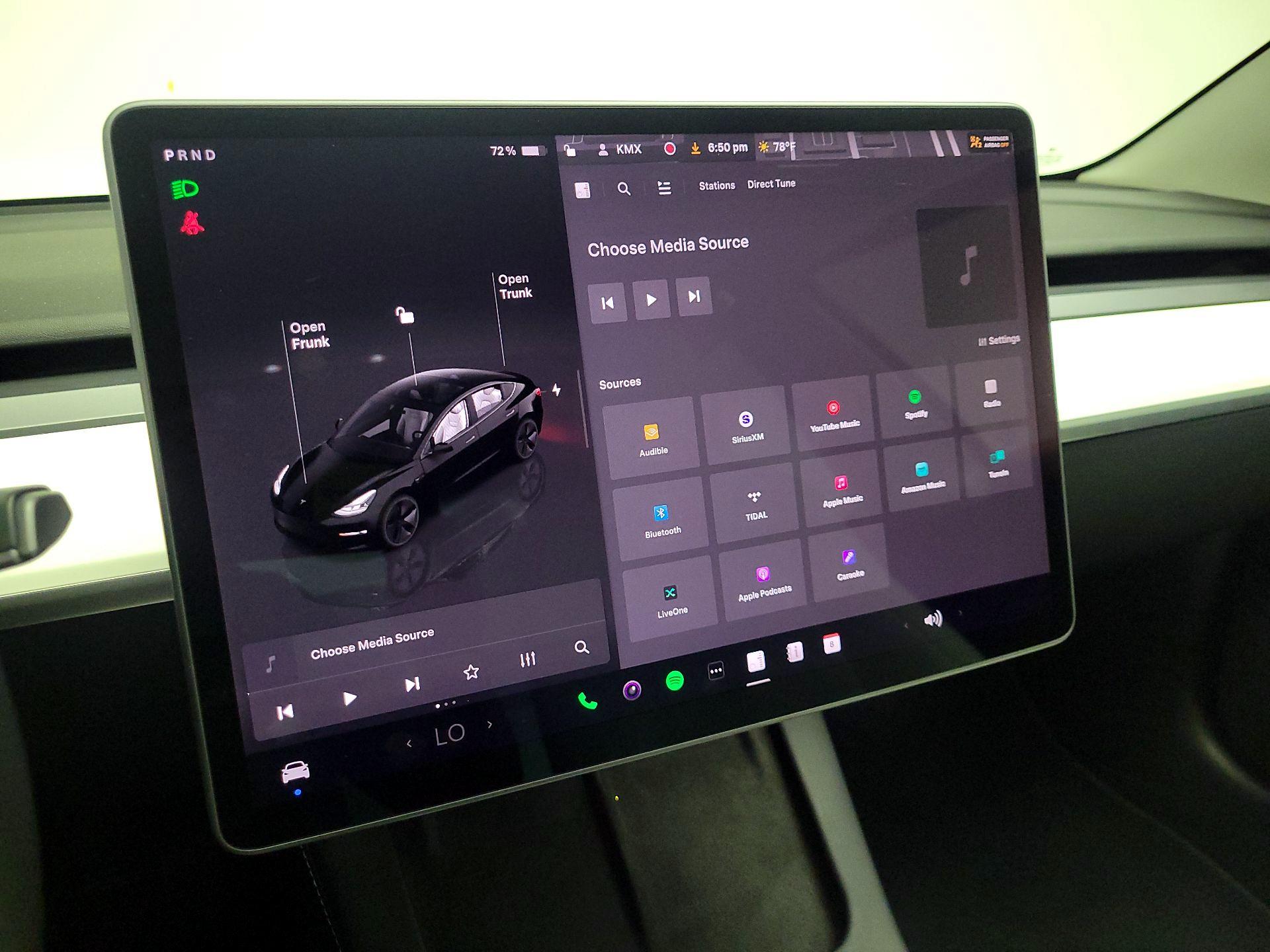 Thumbnail: 2022 Tesla Model 3 - 15