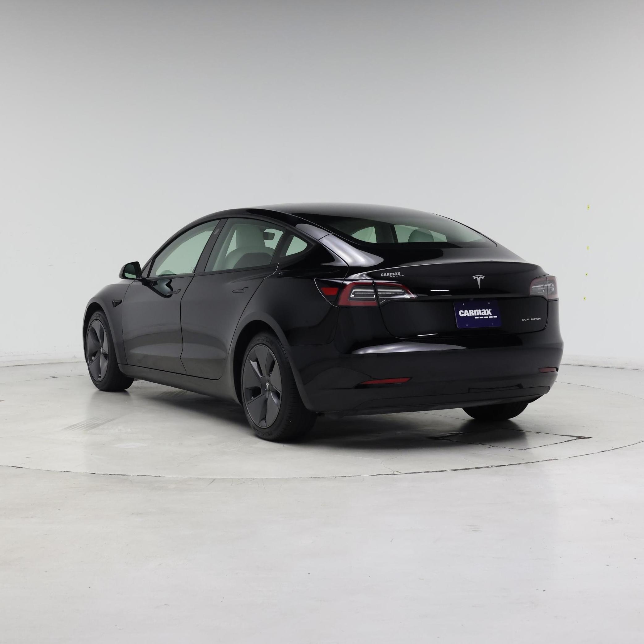 Thumbnail: 2022 Tesla Model 3 - 2