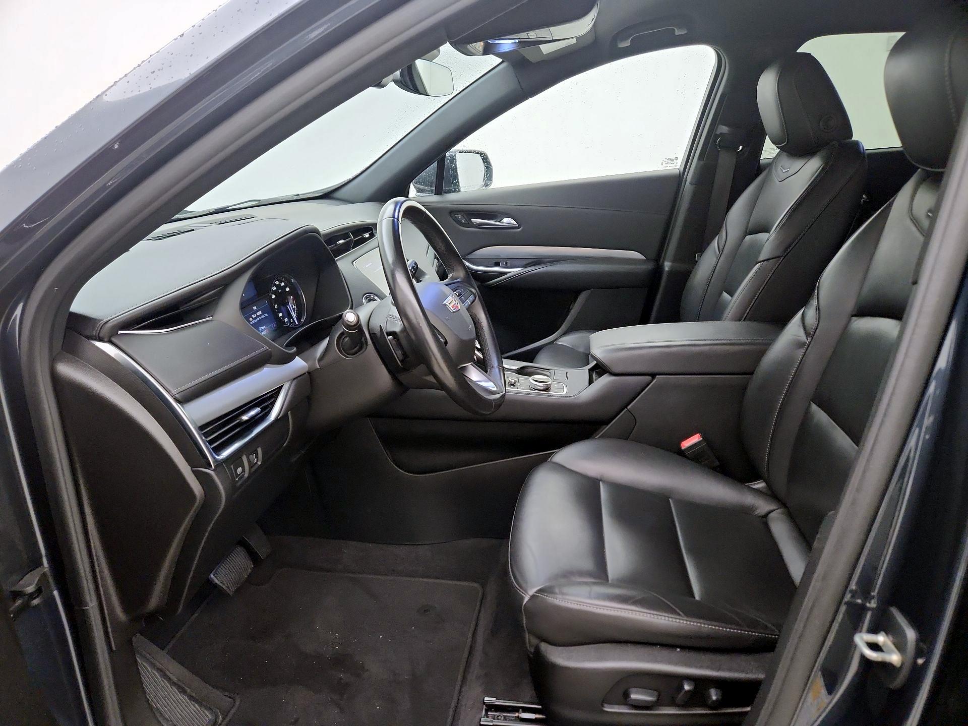 Thumbnail: 2021 Cadillac XT4 - 11