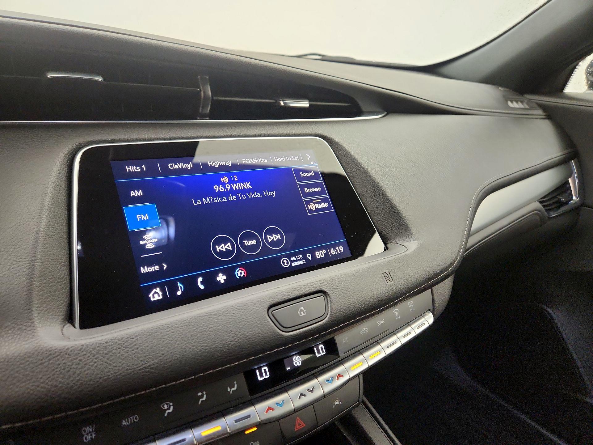 Thumbnail: 2021 Cadillac XT4 - 15