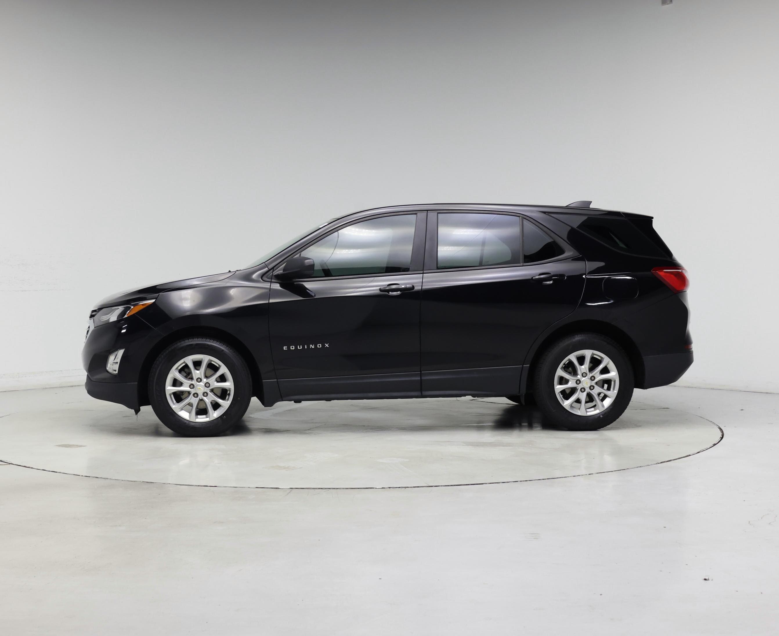 Thumbnail: 2020 Chevrolet Equinox - 3