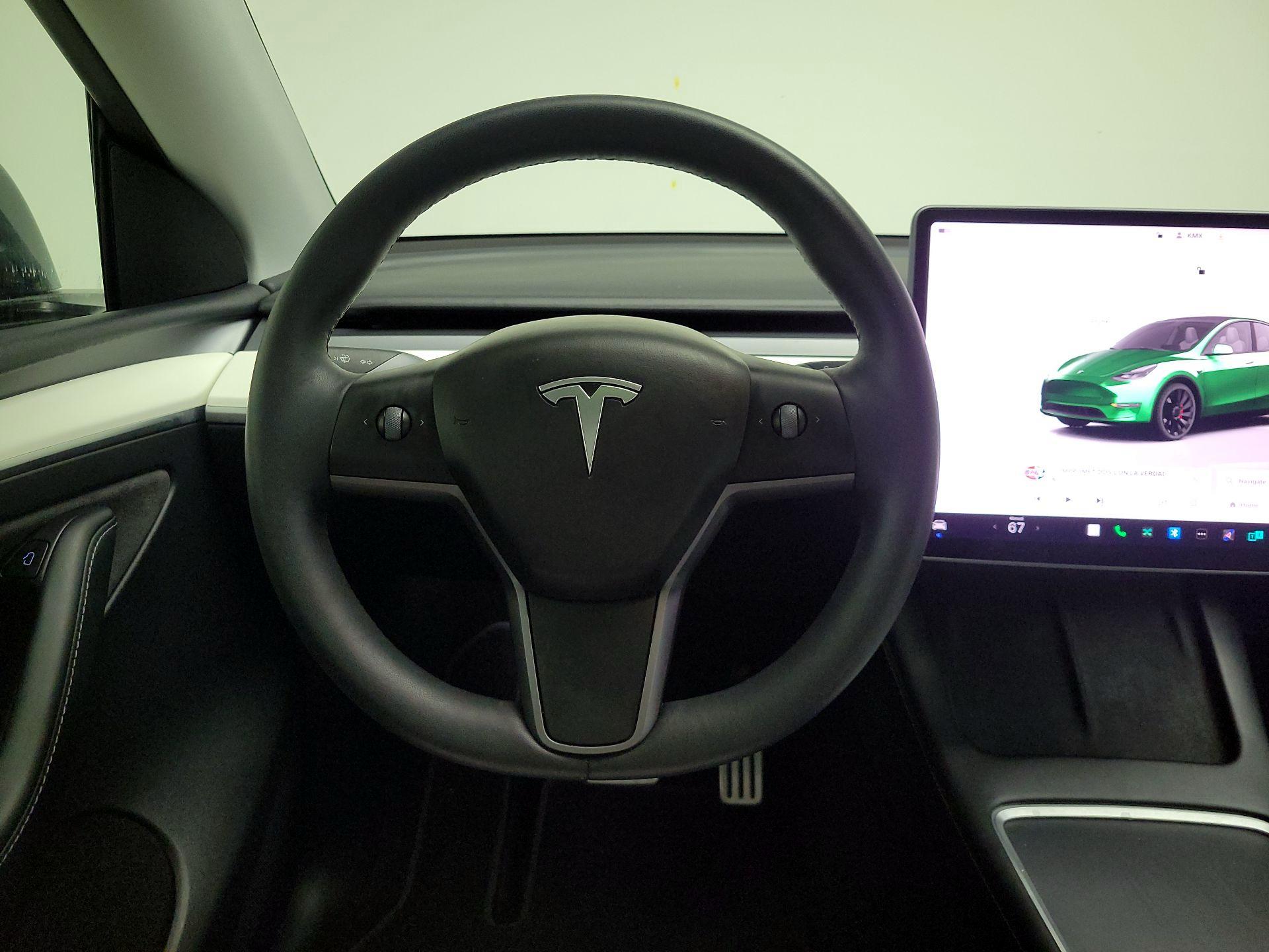 Thumbnail: 2023 Tesla Model Y - 10