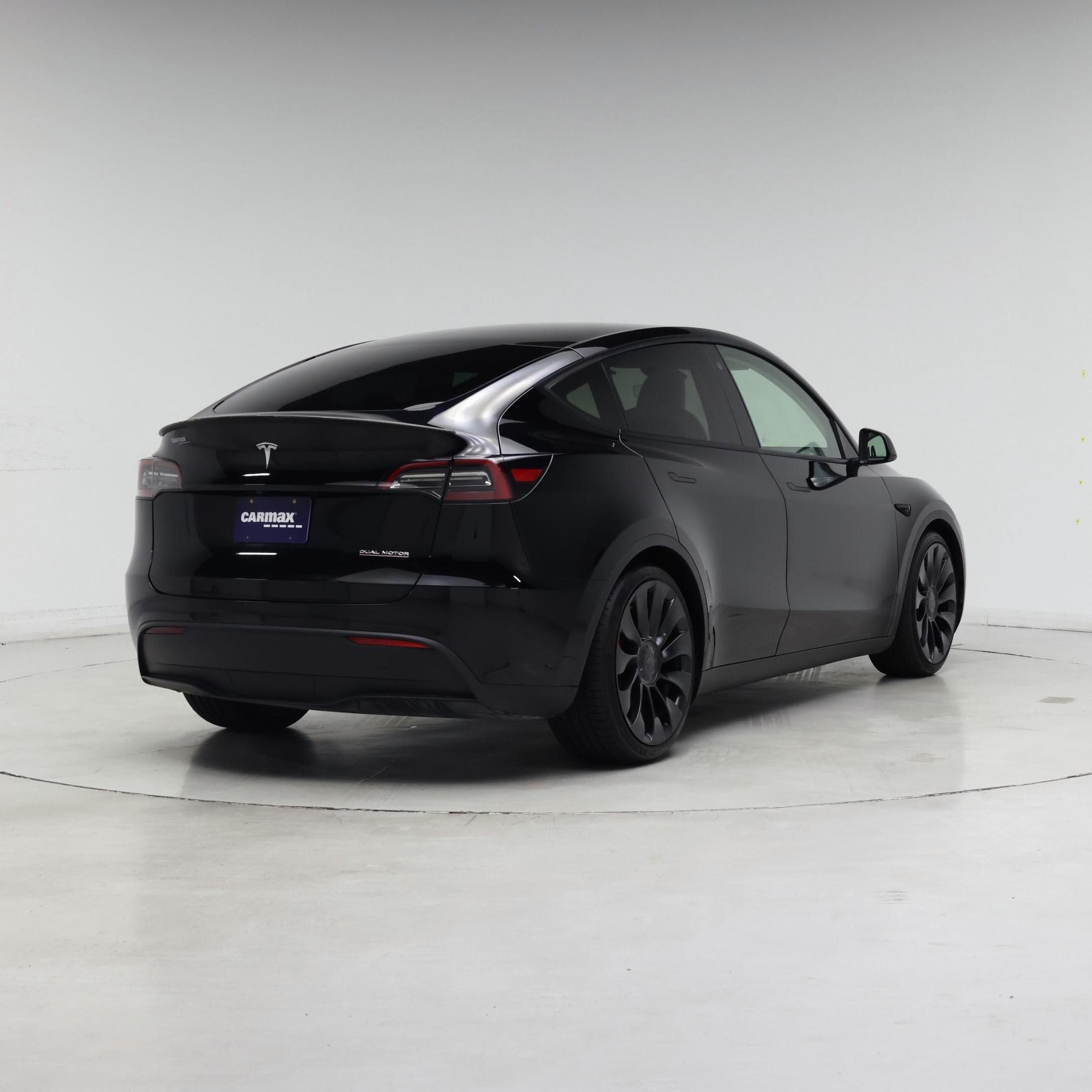 Thumbnail: 2023 Tesla Model Y - 8