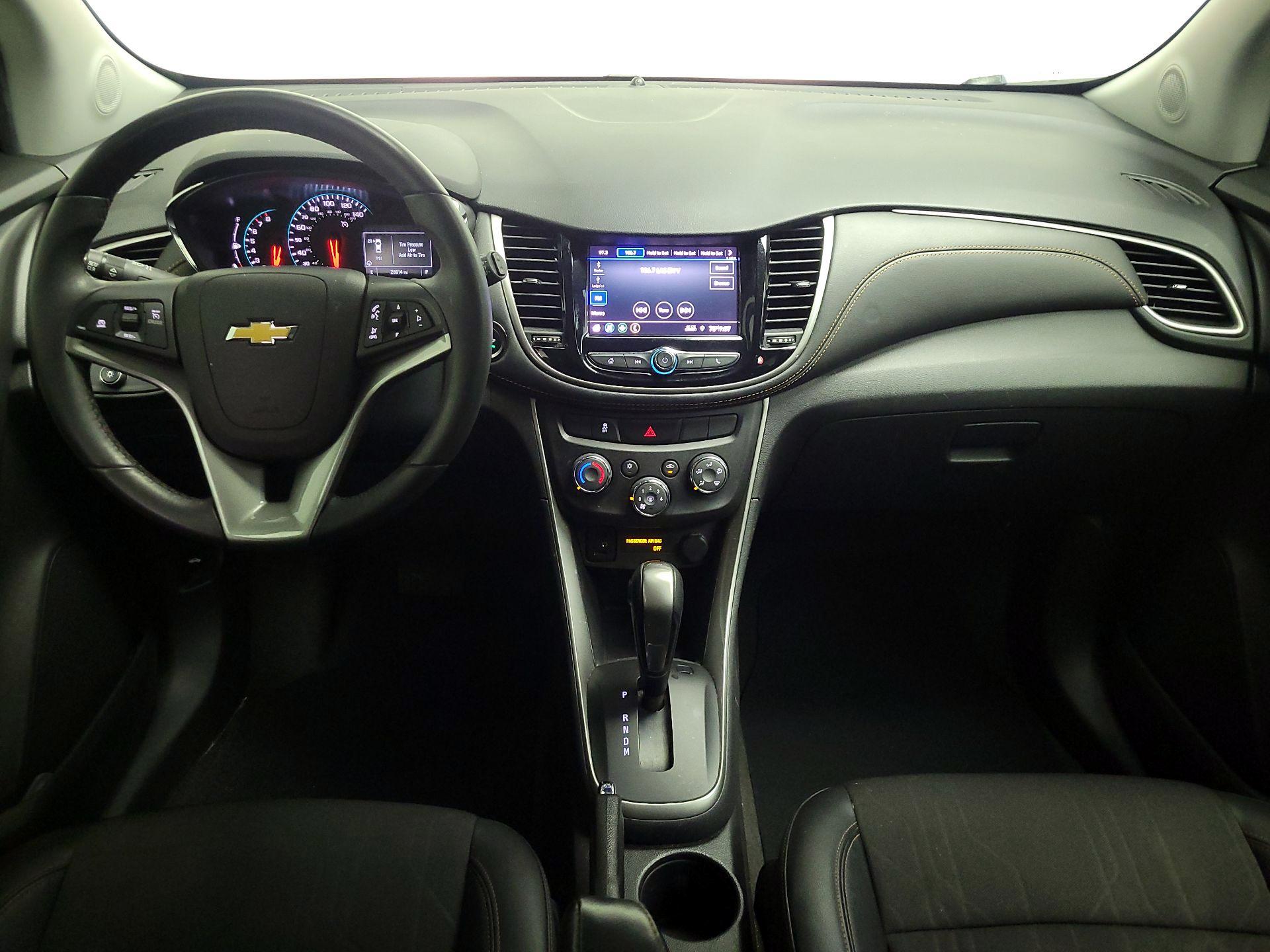 Thumbnail: 2022 Chevrolet Trax - 9