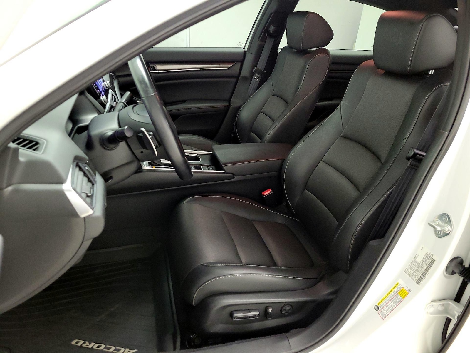 2022 Honda Accord Sport - Photo 12