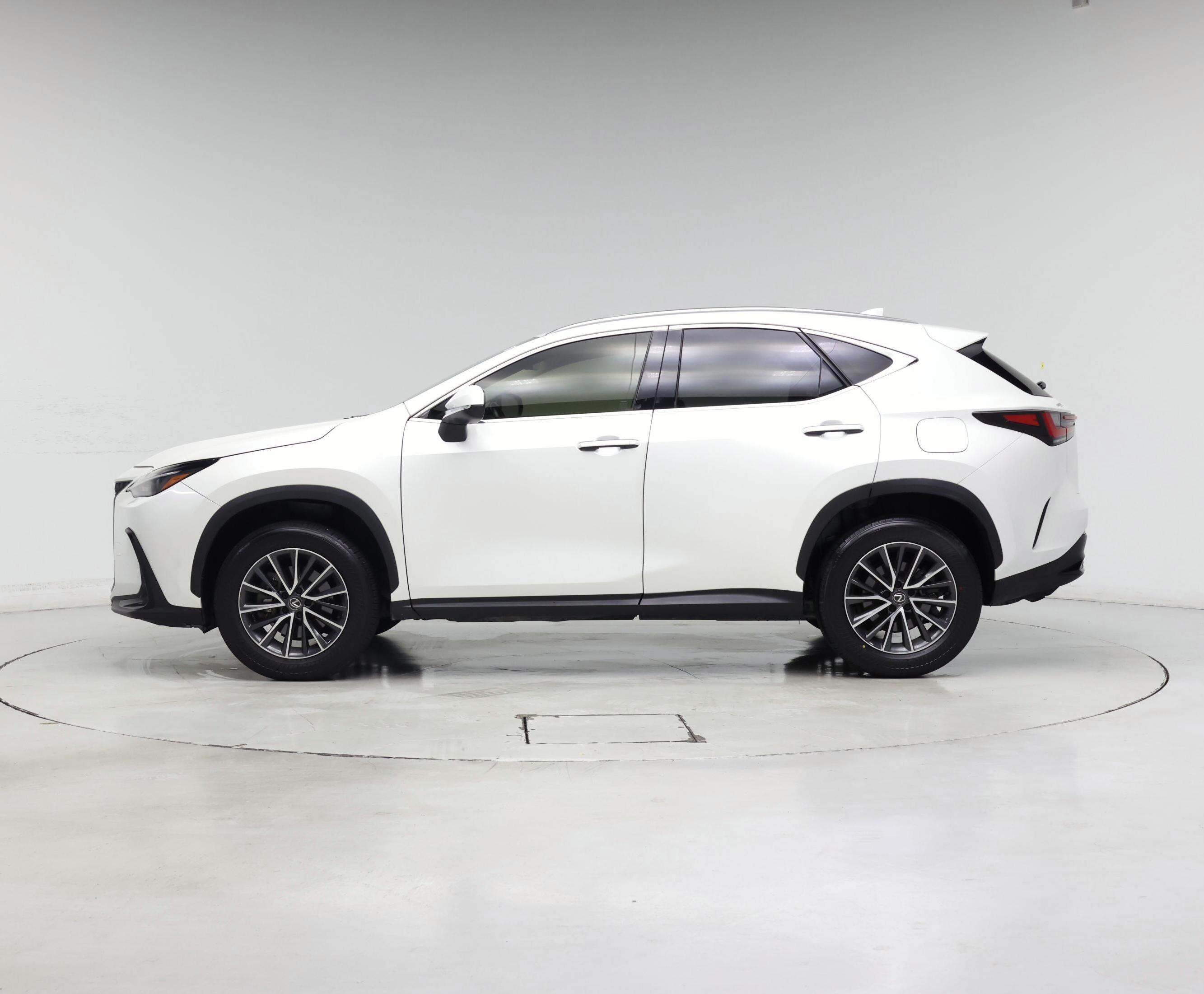 Thumbnail: 2024 Lexus NX - 3