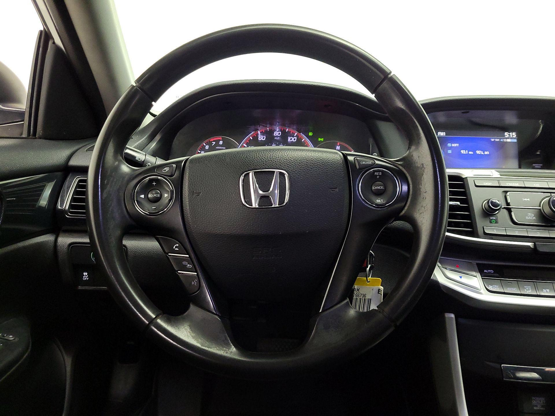 Thumbnail: 2015 Honda Accord - 10