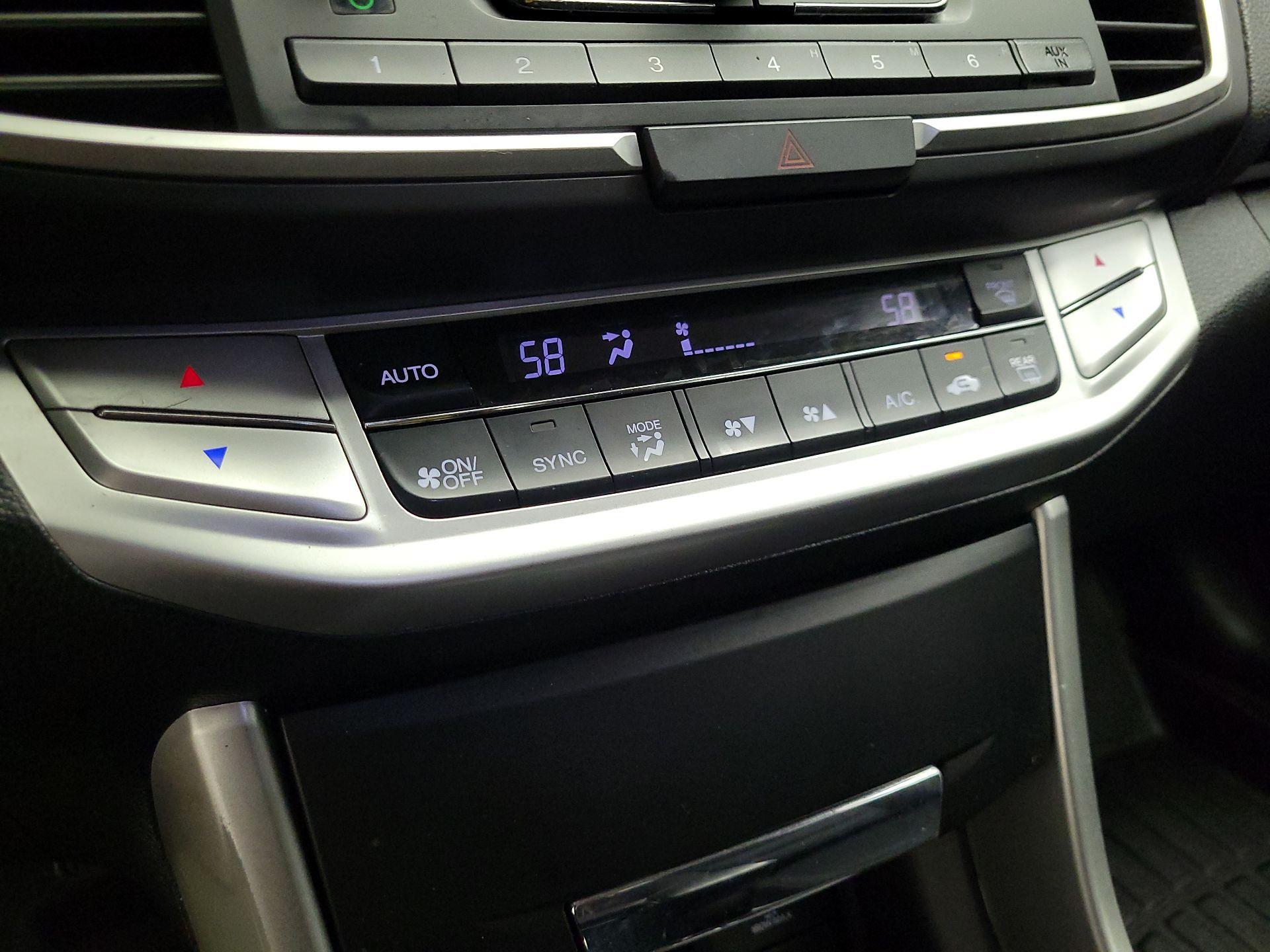 Thumbnail: 2015 Honda Accord - 16