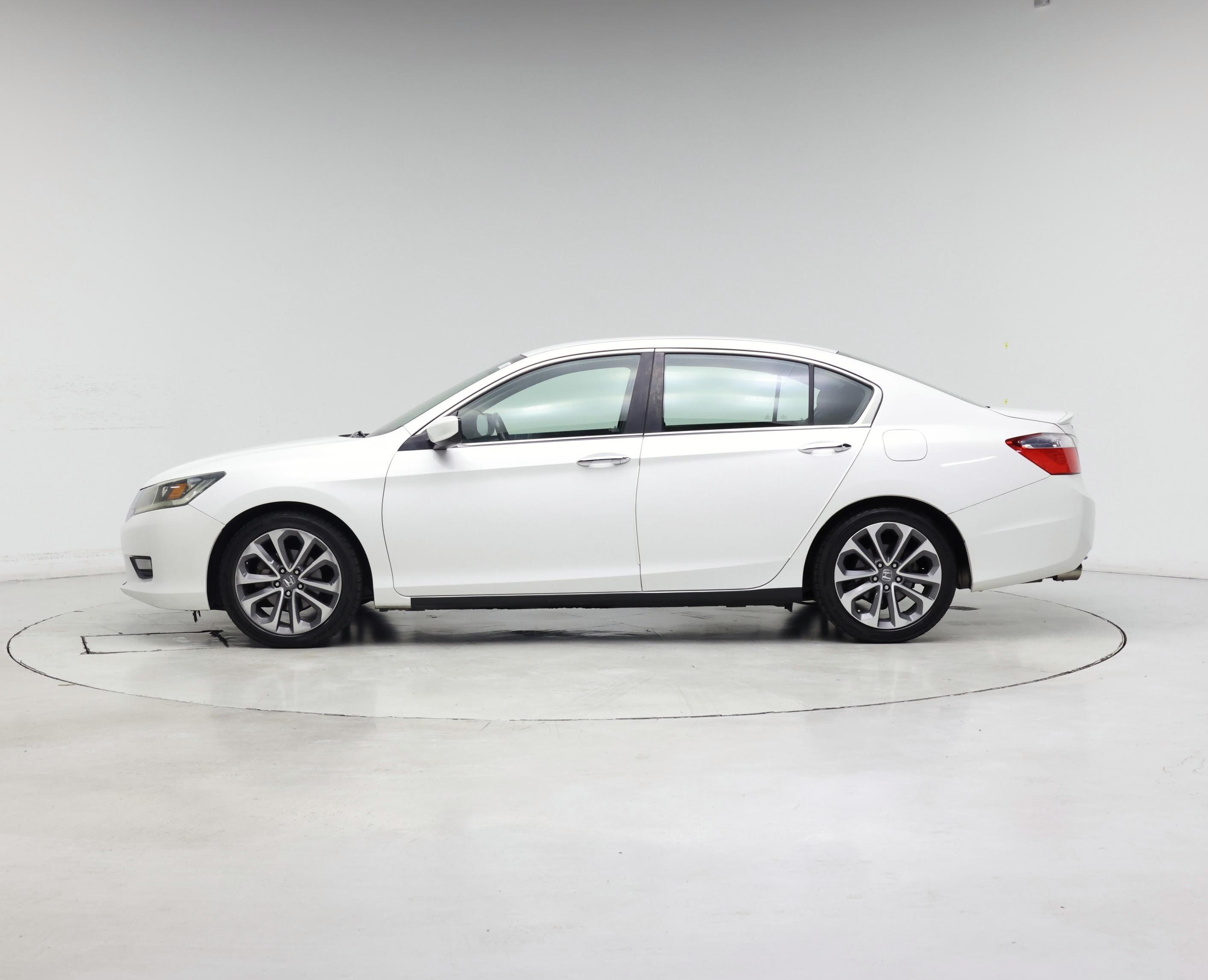 Thumbnail: 2015 Honda Accord - 3