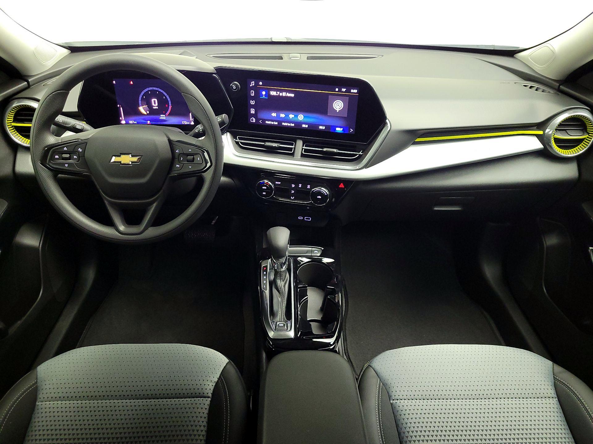 Thumbnail: 2025 Chevrolet Trax - 9