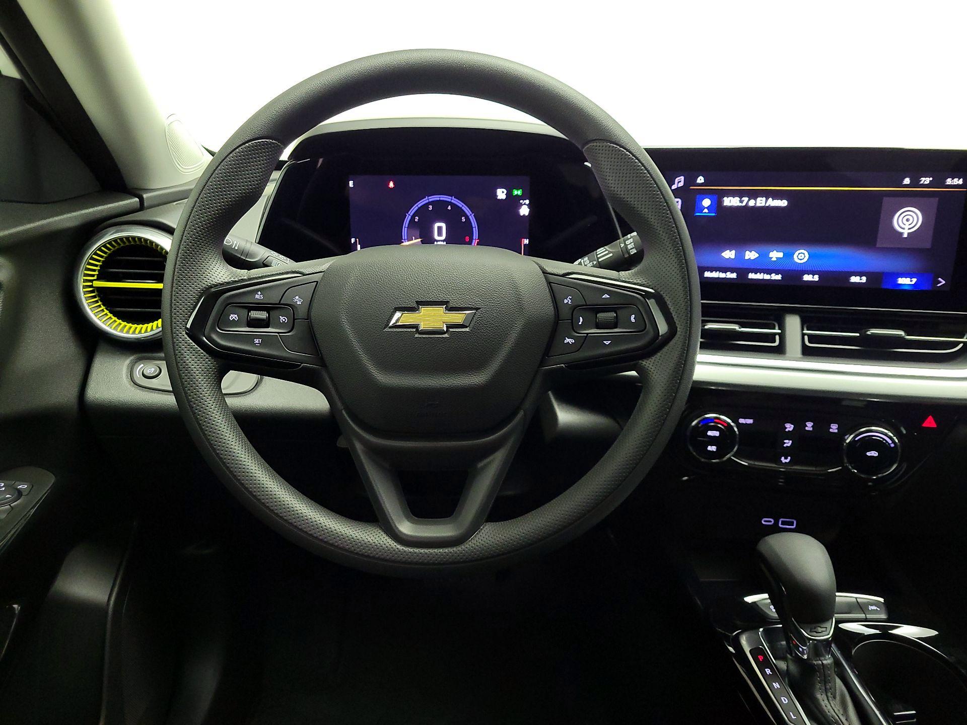 Thumbnail: 2025 Chevrolet Trax - 10