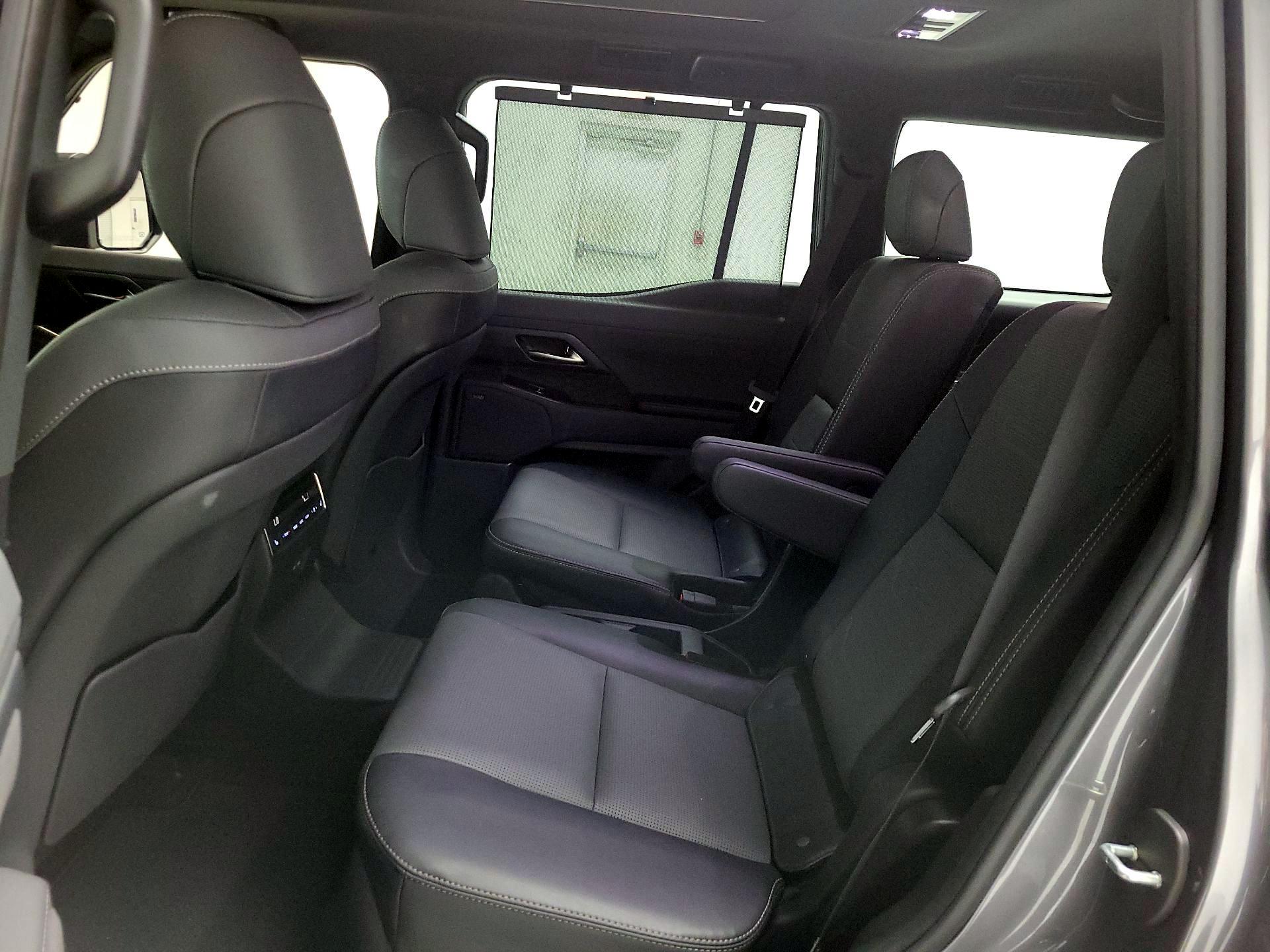 Thumbnail: 2025 Lexus GX - 20