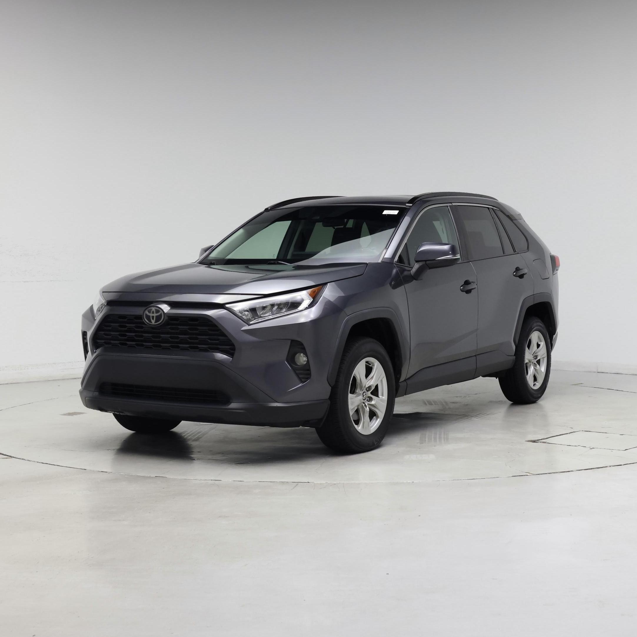 Thumbnail: 2021 Toyota RAV4 - 4