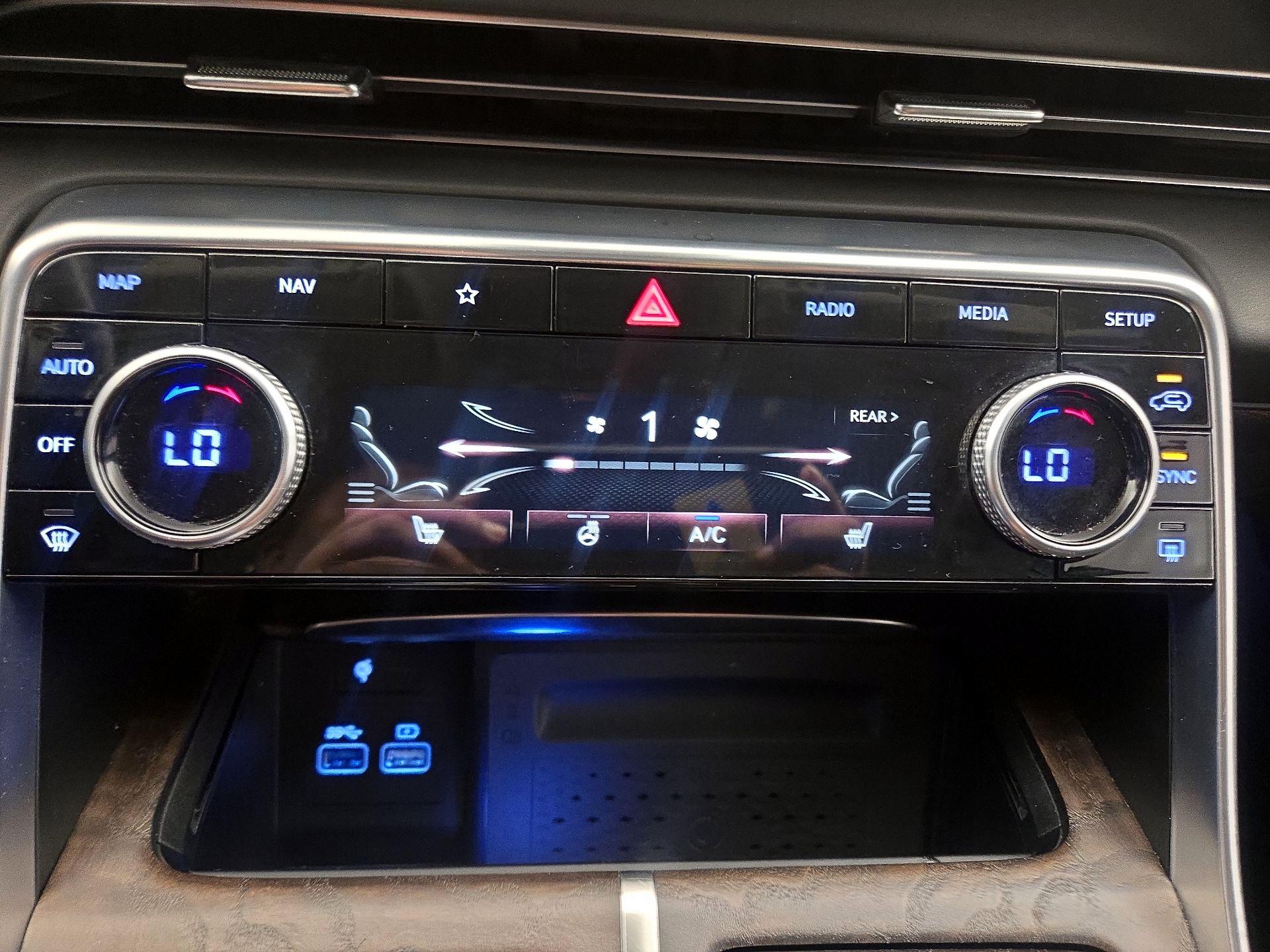 Thumbnail: 2024 Genesis GV80 - 17