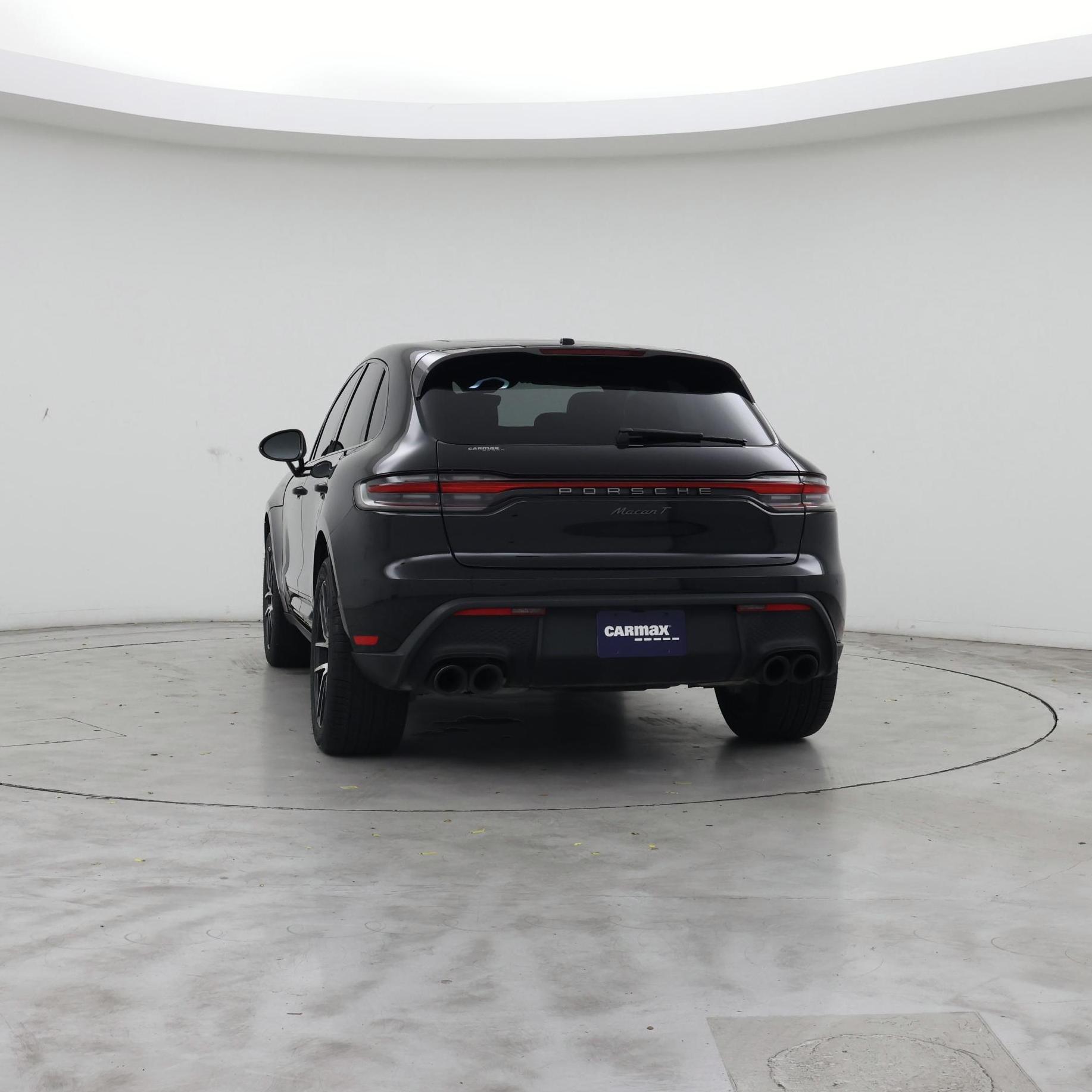 Thumbnail: 2023 Porsche Macan - 6