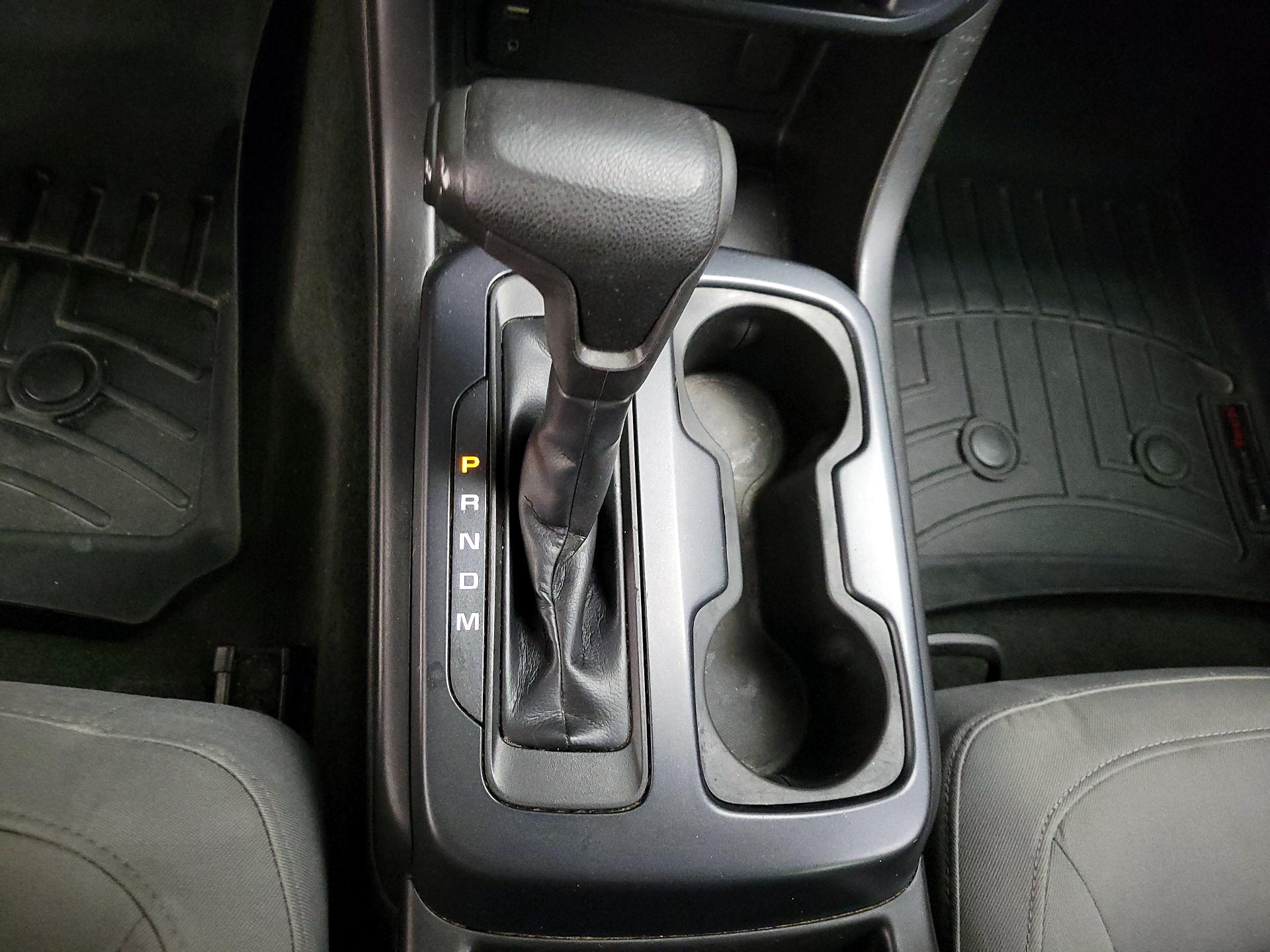 Thumbnail: 2016 Chevrolet Colorado - 17
