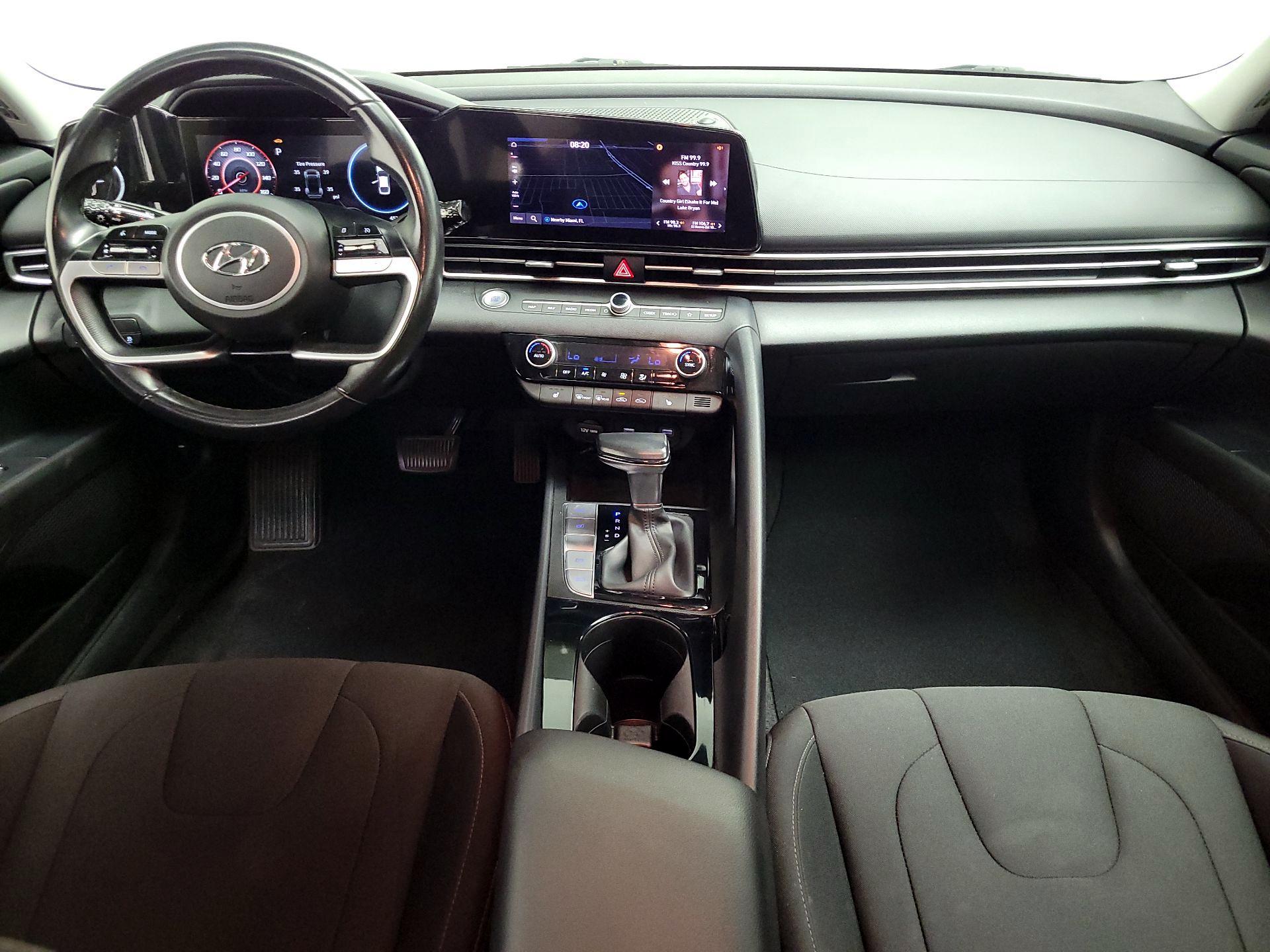 Thumbnail: 2023 Hyundai Elantra - 9