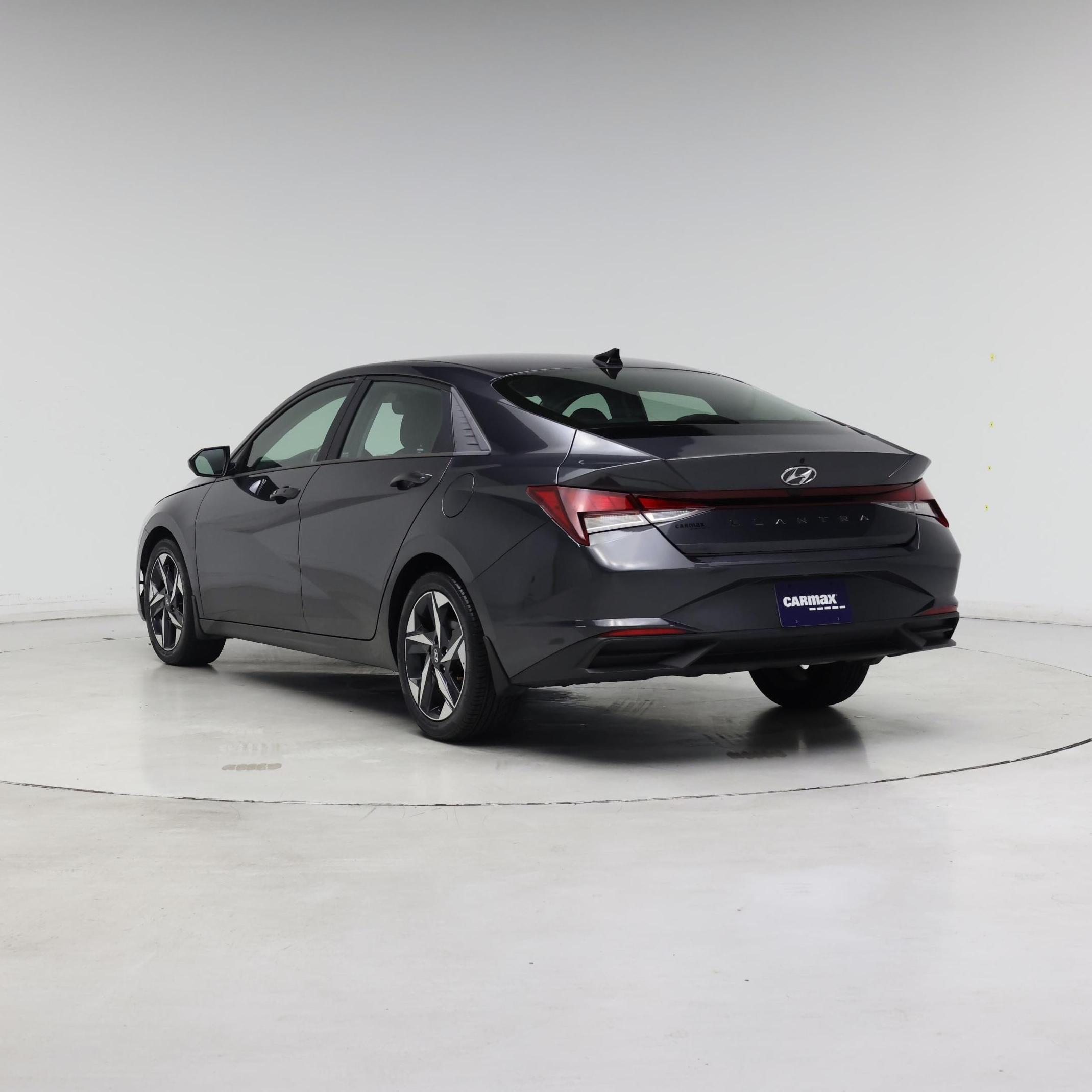 Thumbnail: 2023 Hyundai Elantra - 2