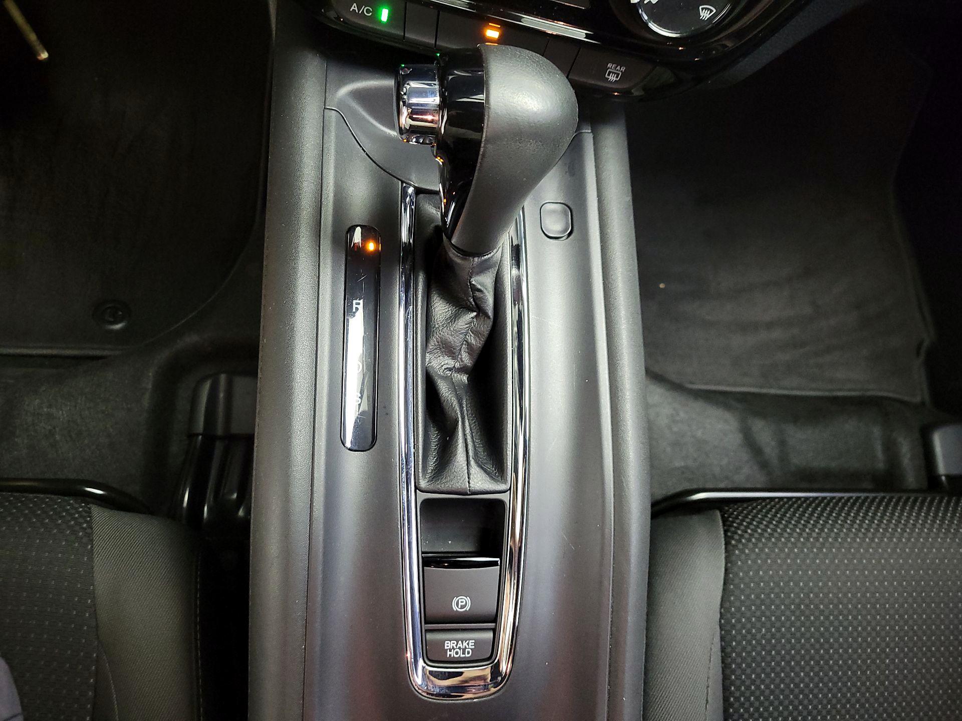 Thumbnail: 2021 Honda HR-V - 18