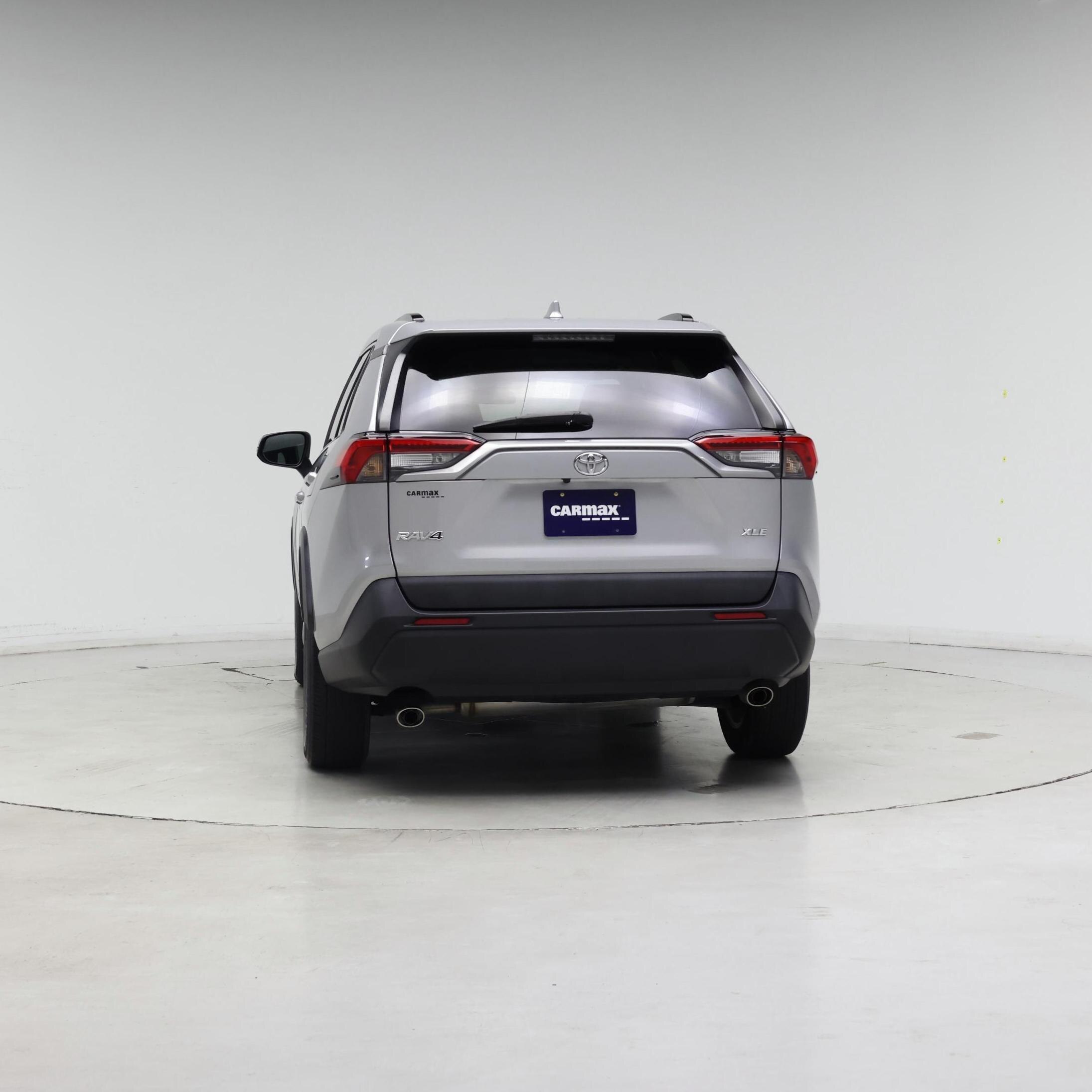 Thumbnail: 2021 Toyota RAV4 - 6
