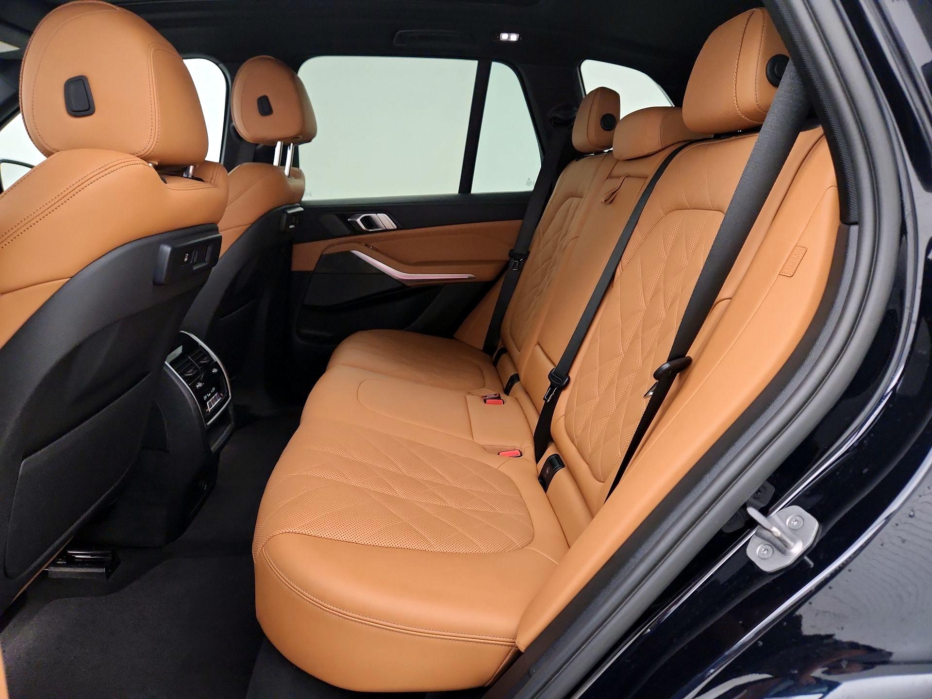 Thumbnail: 2023 BMW X5 - 20
