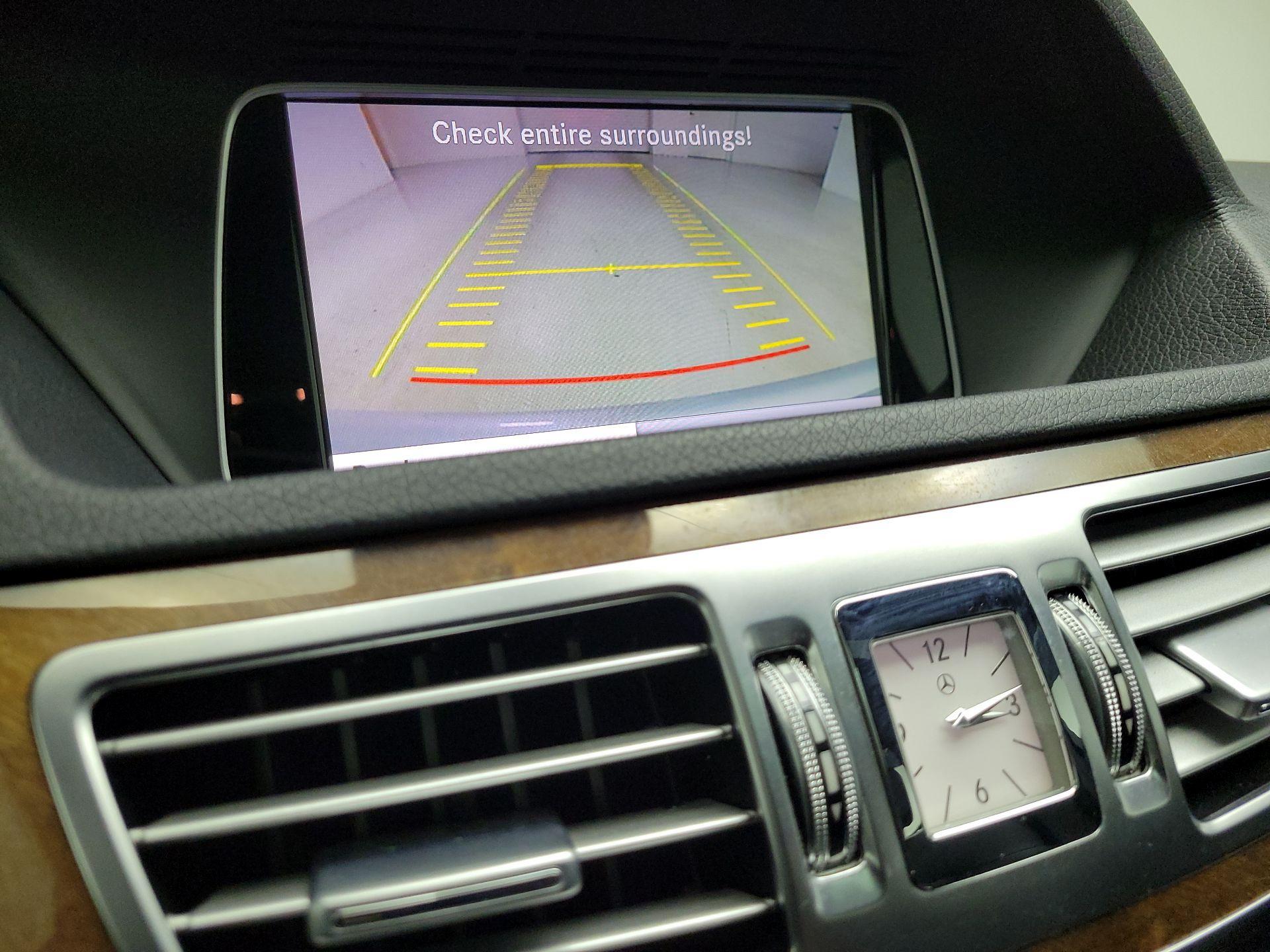 Thumbnail: 2015 Mercedes-Benz E-Class - 15
