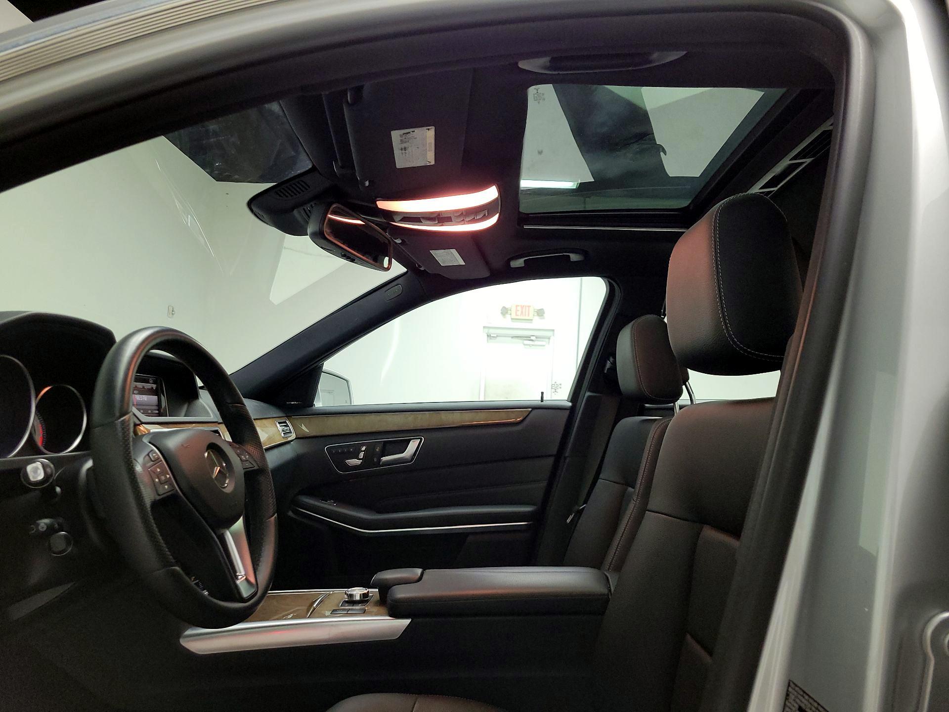 Thumbnail: 2015 Mercedes-Benz E-Class - 20