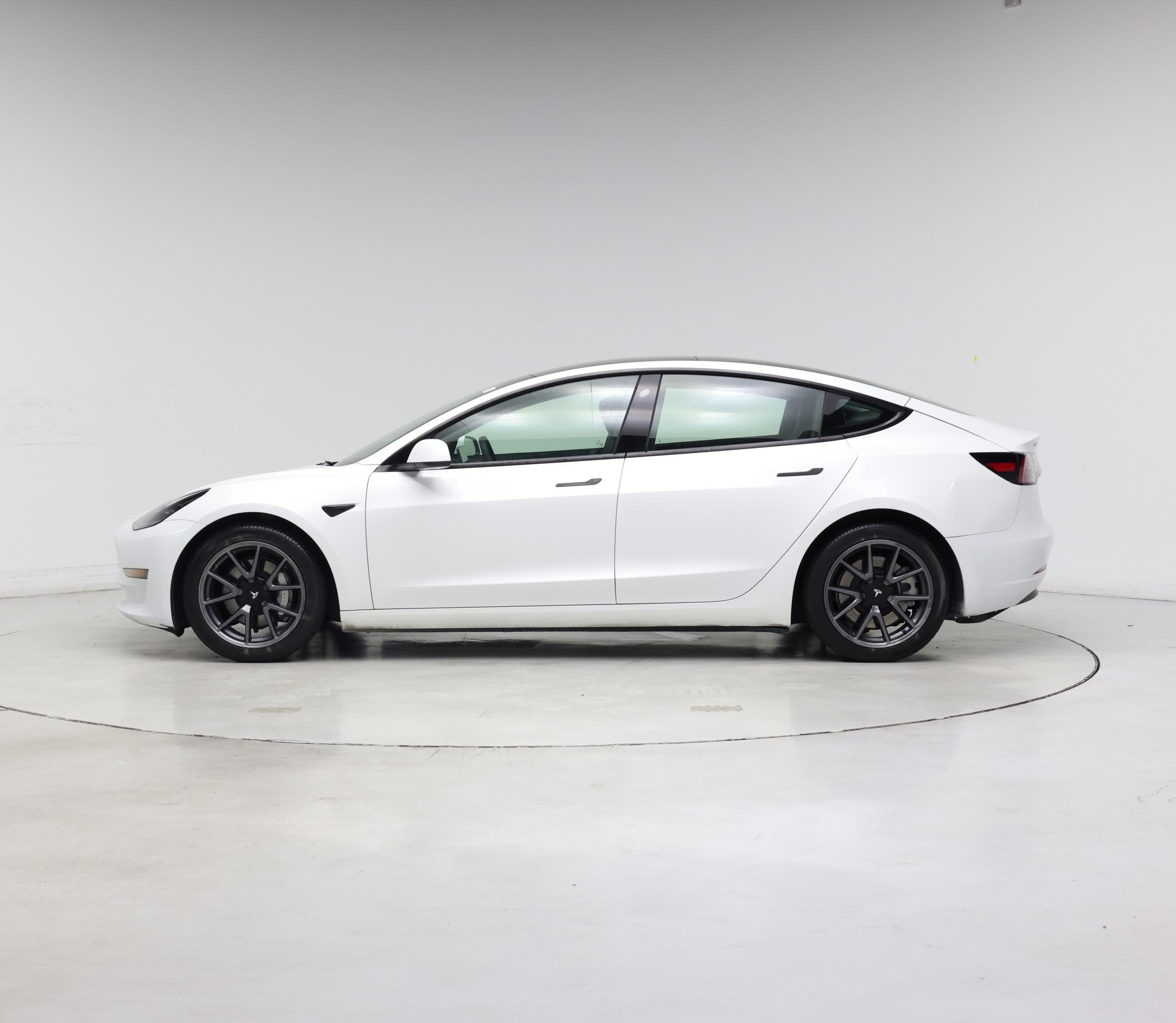 Thumbnail: 2023 Tesla Model 3 - 3