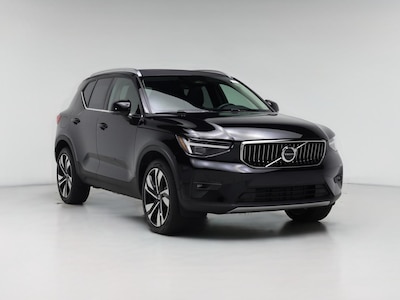 2024 Volvo XC40 B5 Ultimate Bright Theme