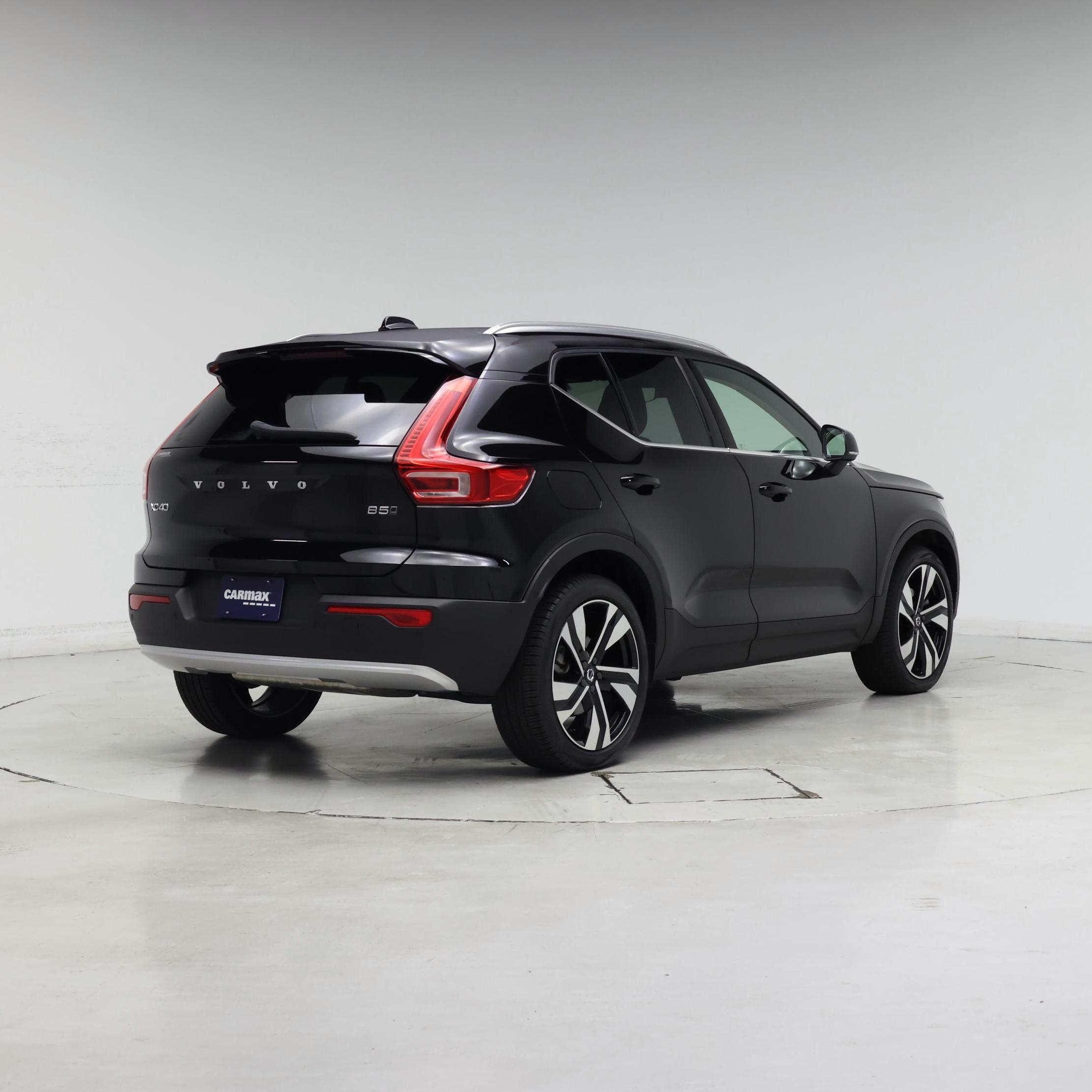 Thumbnail: 2024 Volvo XC40 - 8