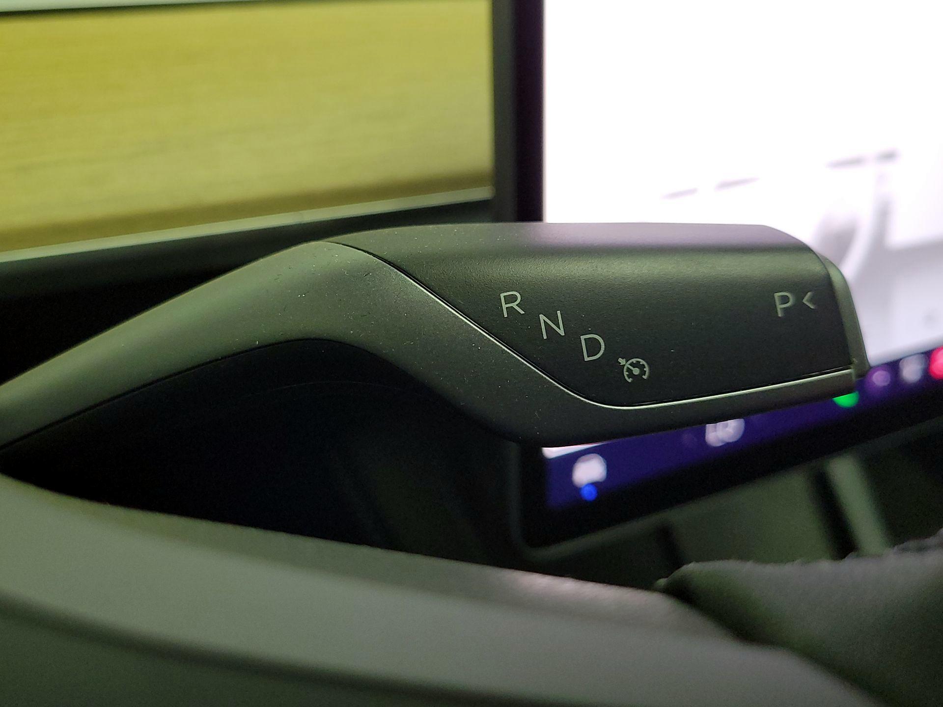 Thumbnail: 2023 Tesla Model 3 - 17