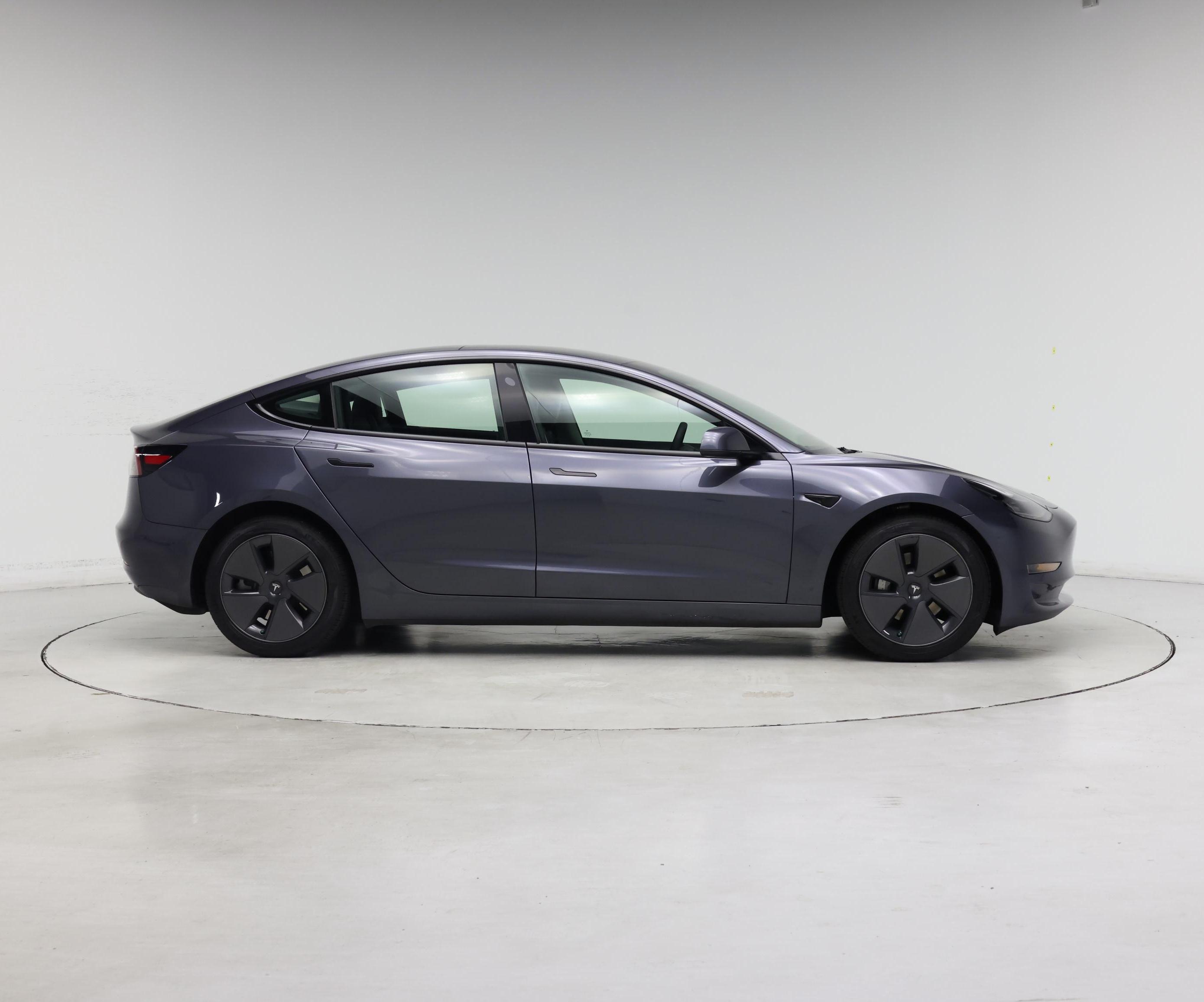 Thumbnail: 2023 Tesla Model 3 - 7