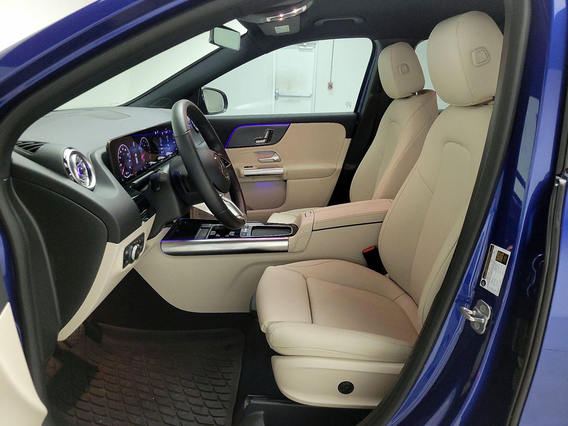 Thumbnail: 2025 Mercedes-Benz GLA - 11